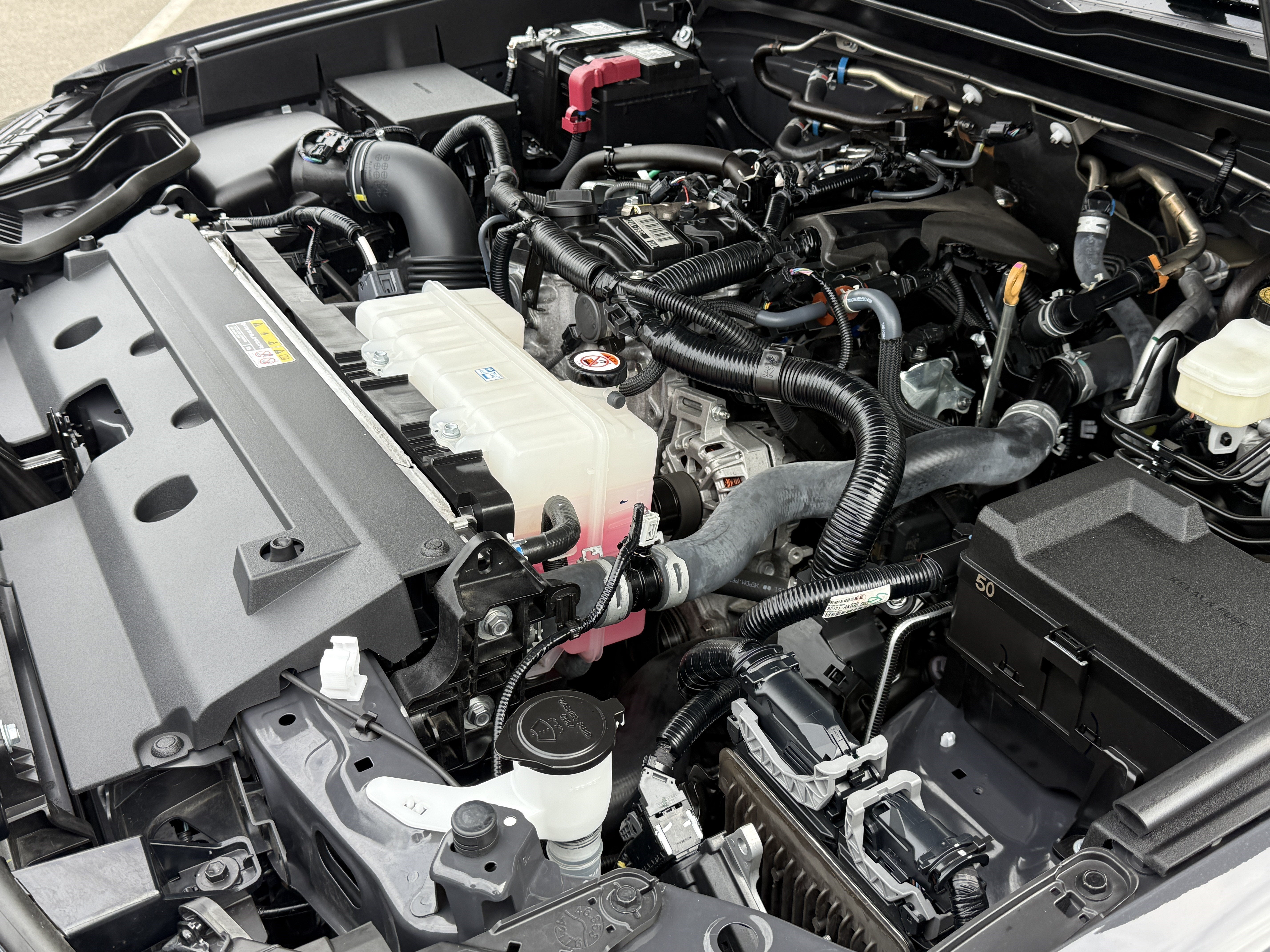 2025 Toyota Tacoma 4WD SR5