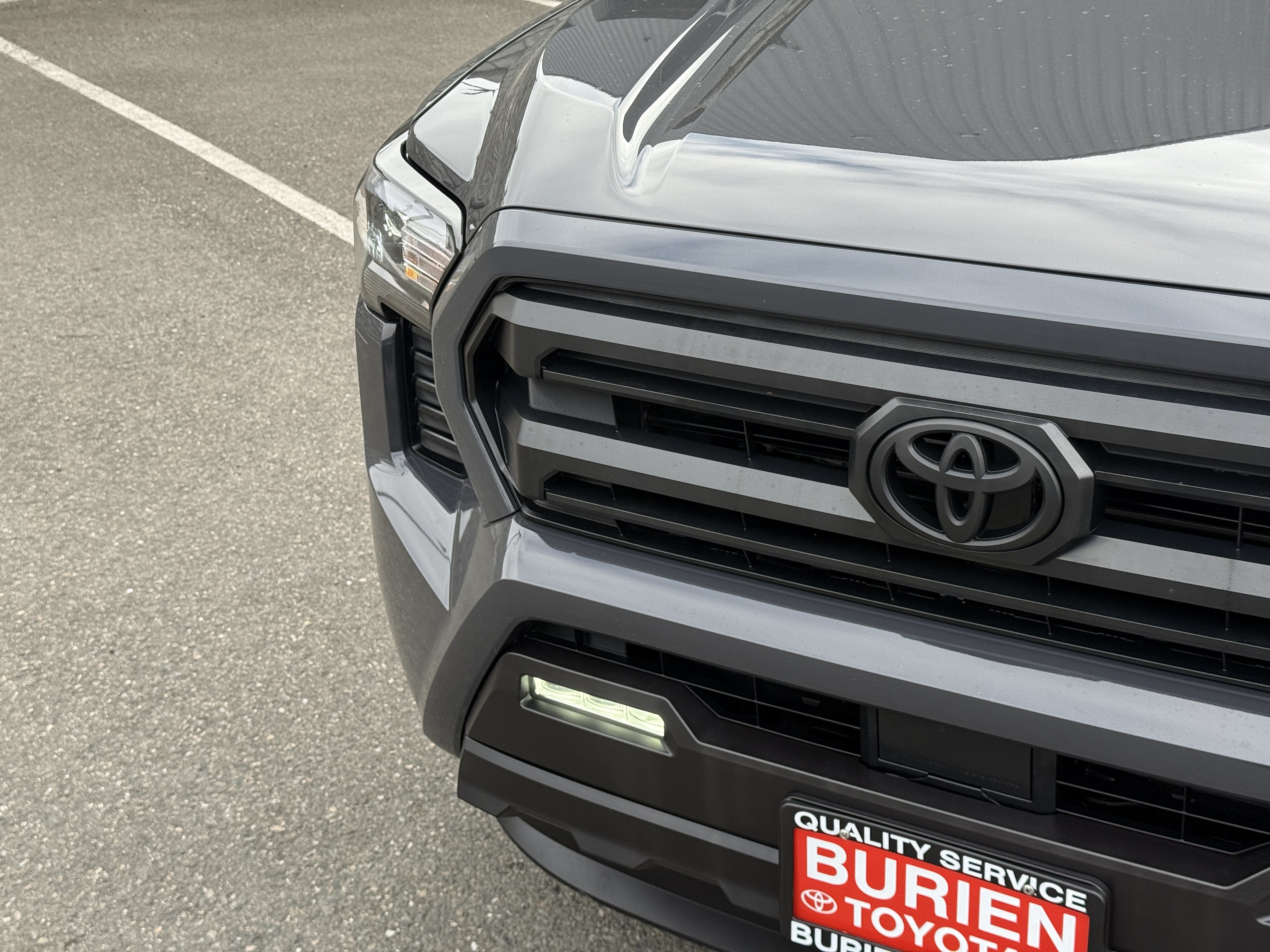 2025 Toyota Tacoma 4WD SR5