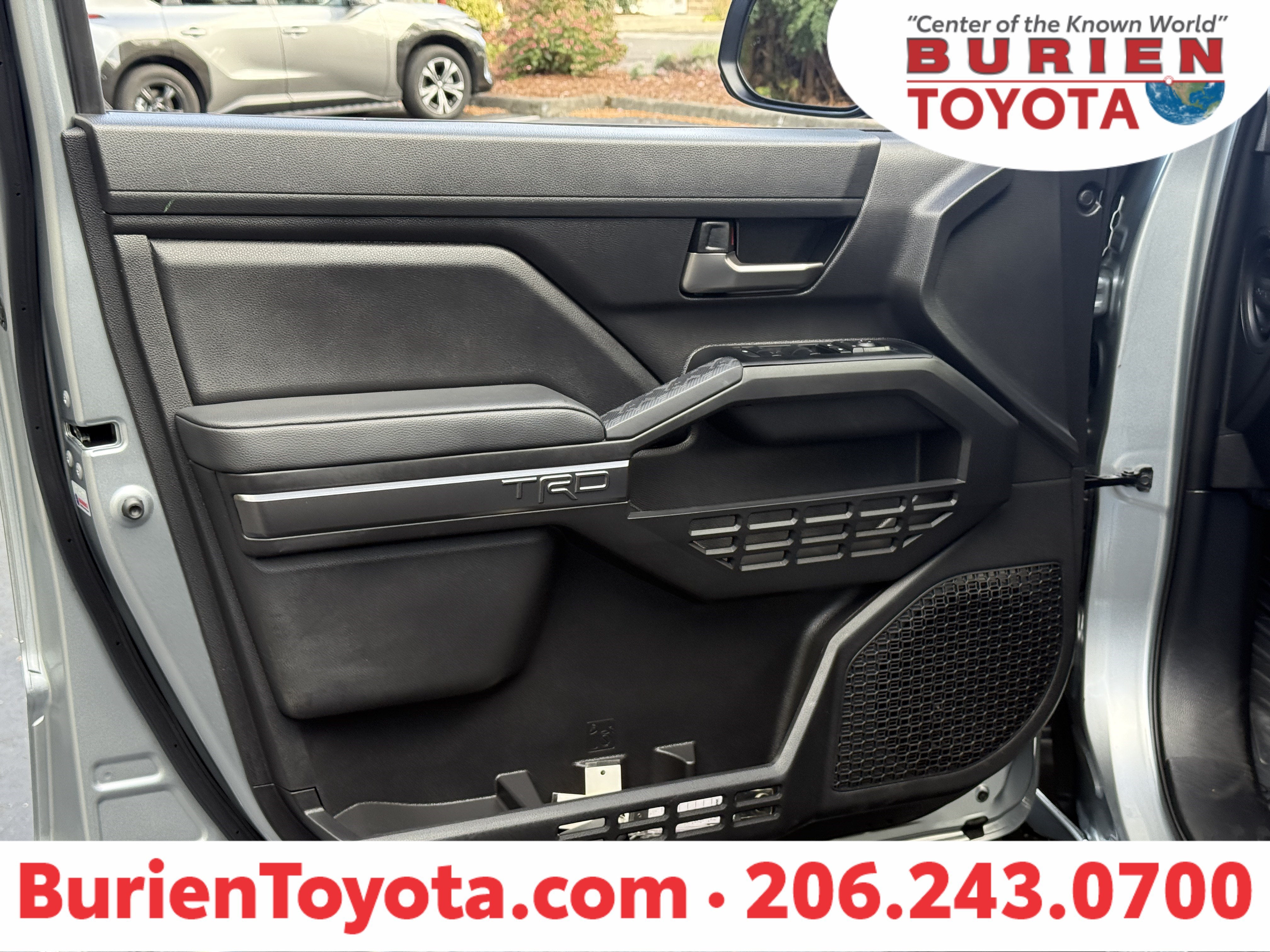 2025 Toyota Tacoma 4WD TRD Off-Road HV