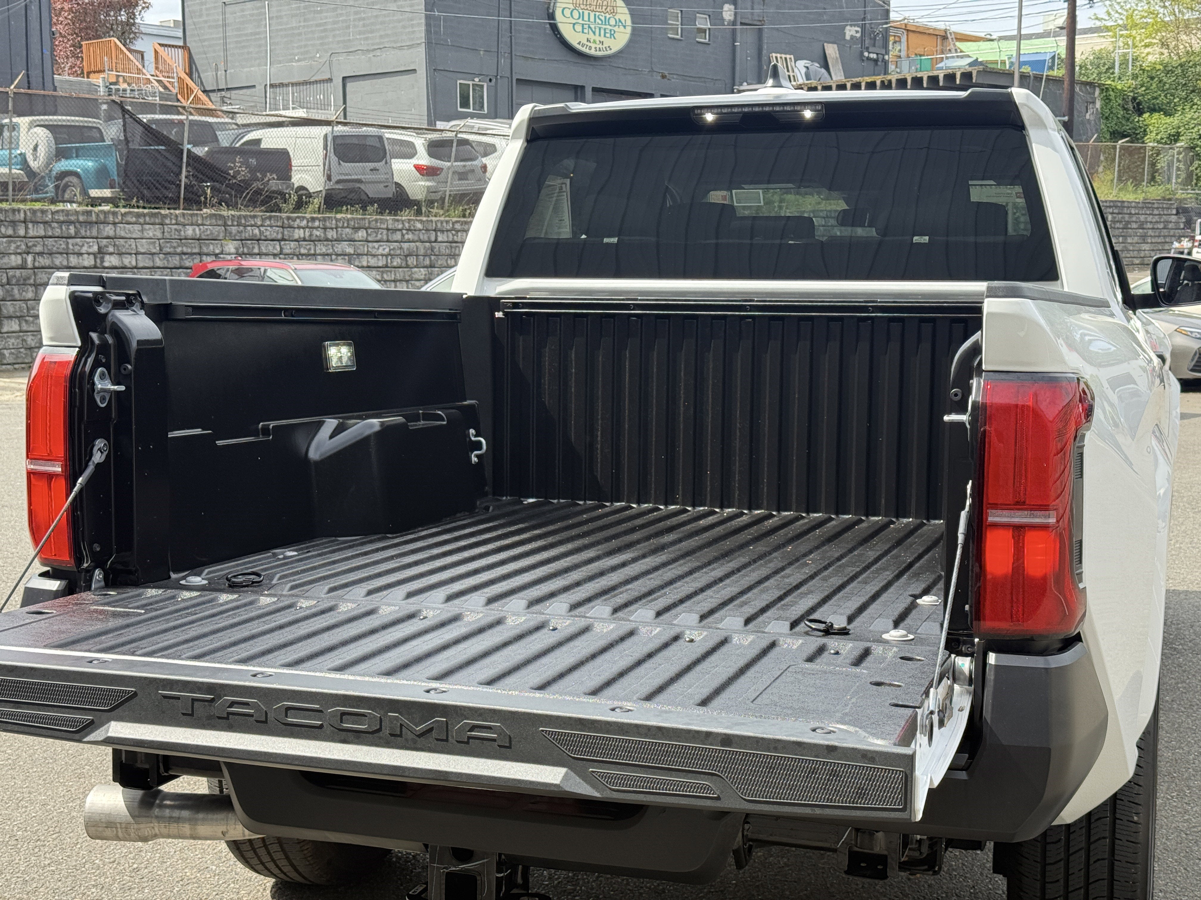 2025 Toyota Tacoma 4WD SR