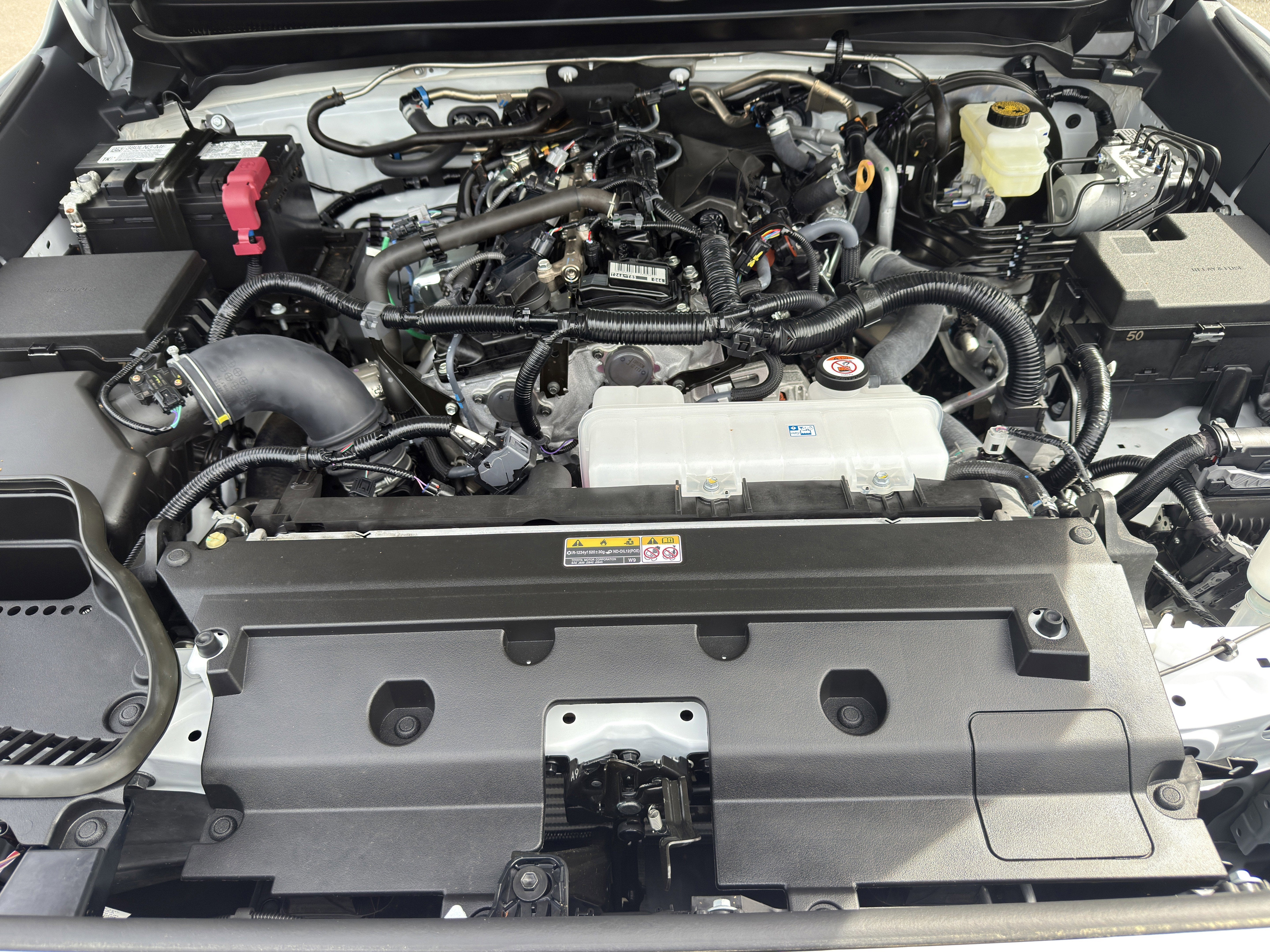 2025 Toyota Tacoma 4WD SR