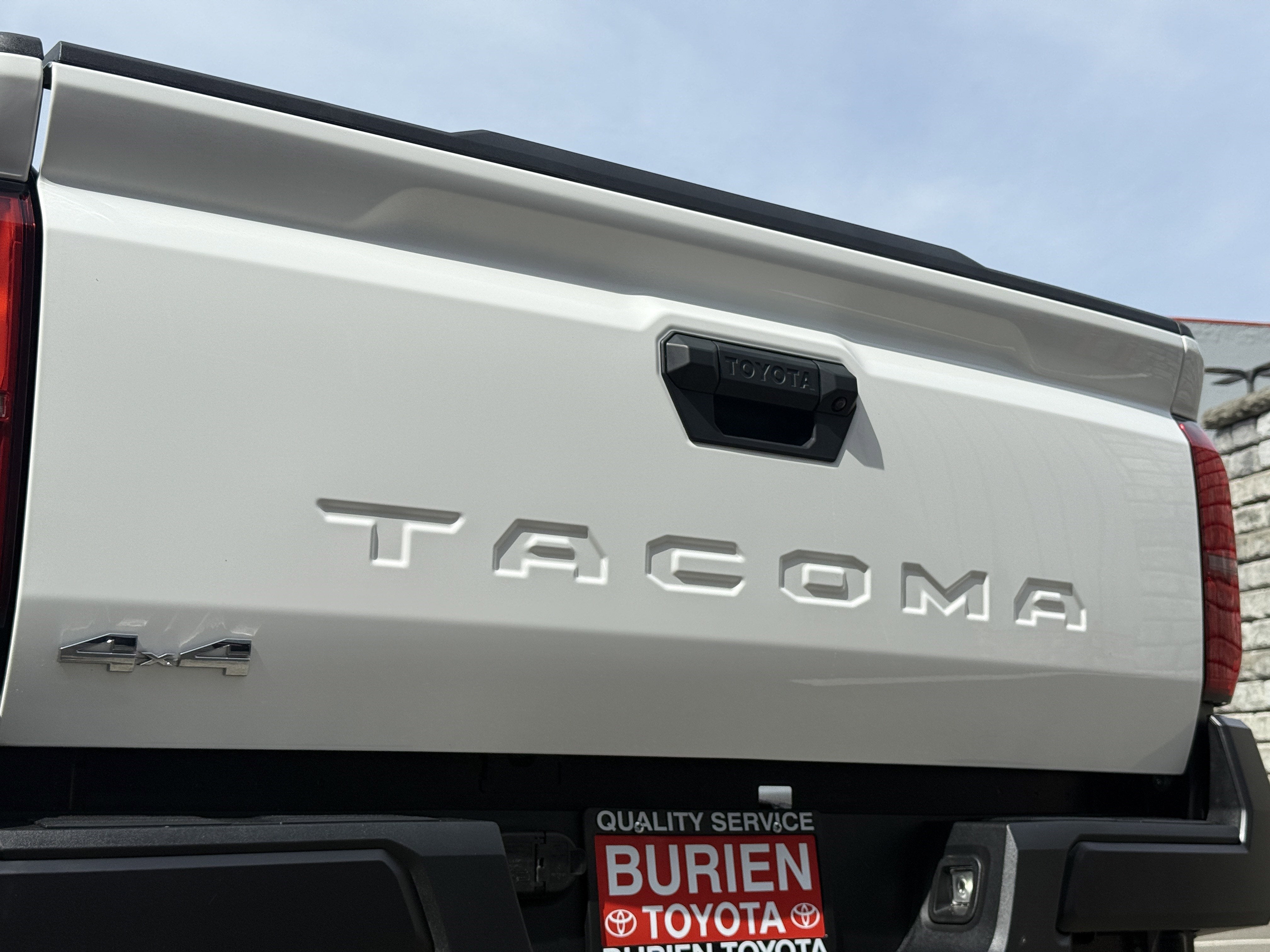 2025 Toyota Tacoma 4WD SR