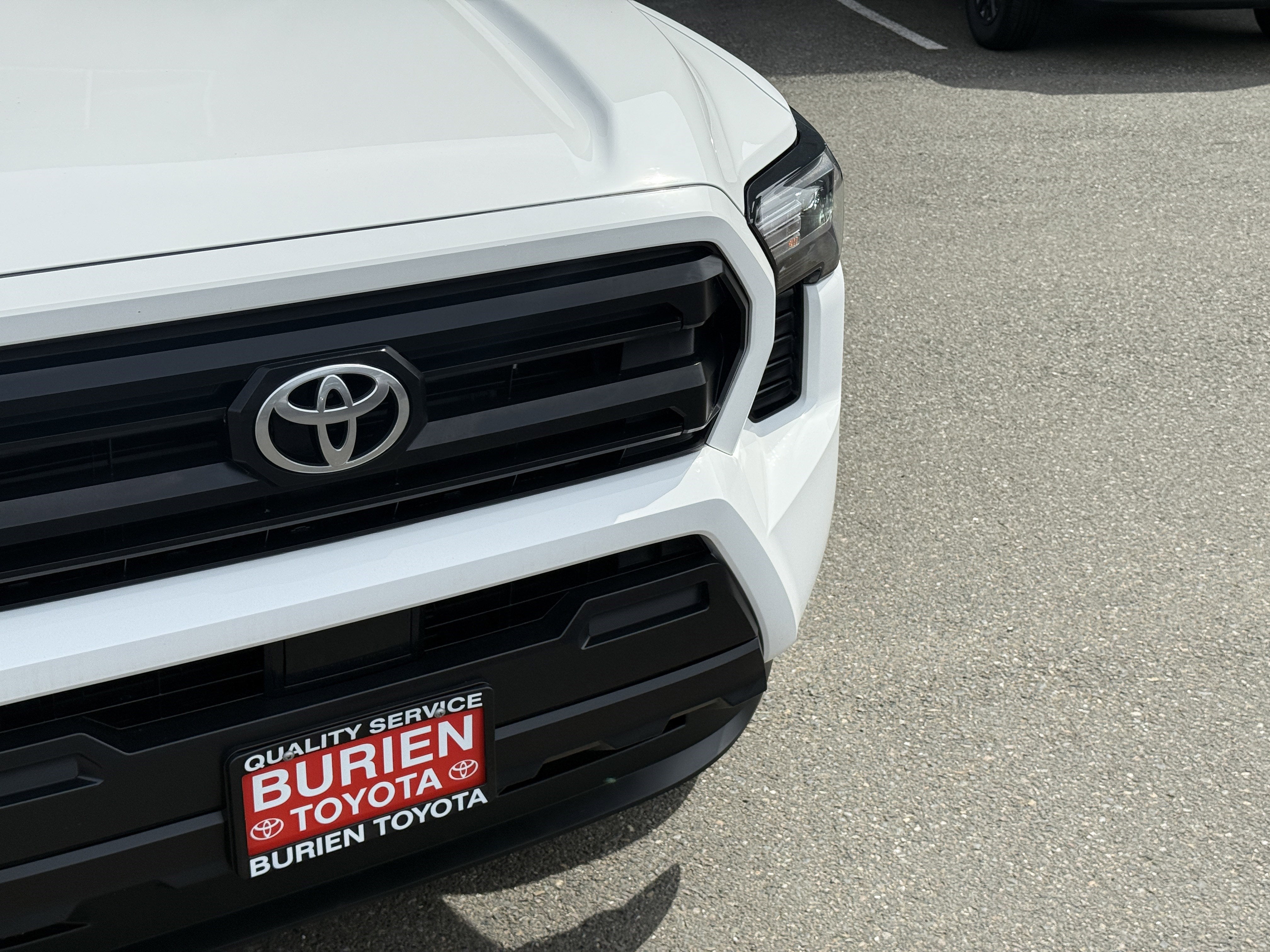 2025 Toyota Tacoma 4WD SR