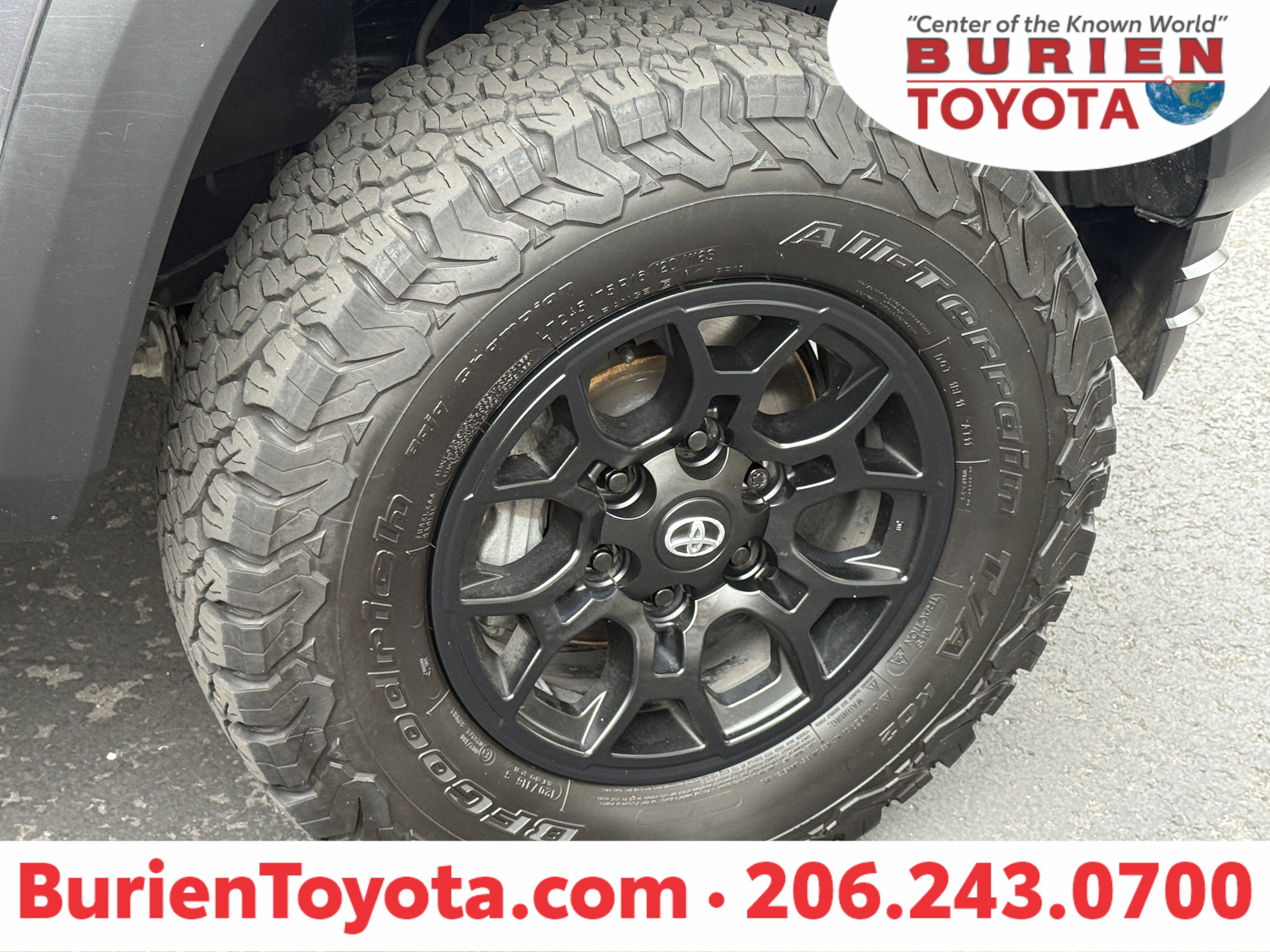 2022 Toyota Tacoma 4WD SR V6