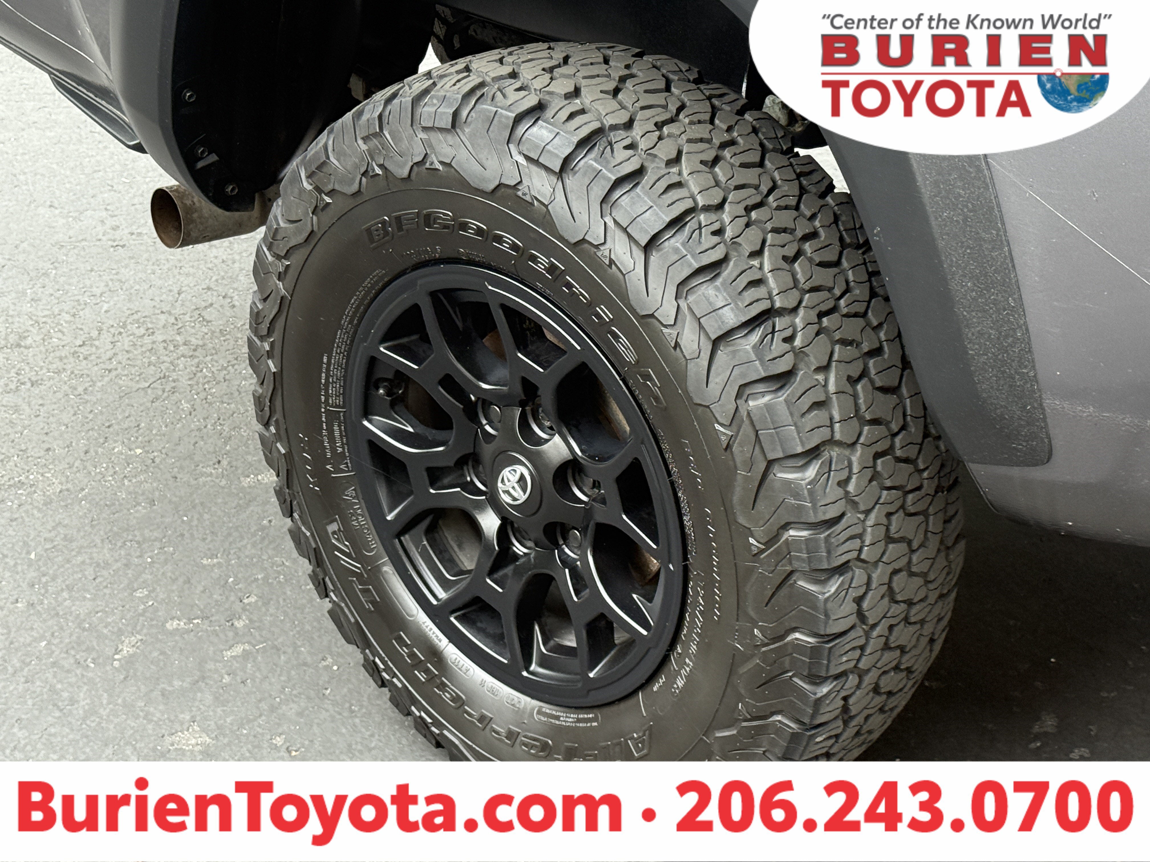 2022 Toyota Tacoma 4WD SR V6