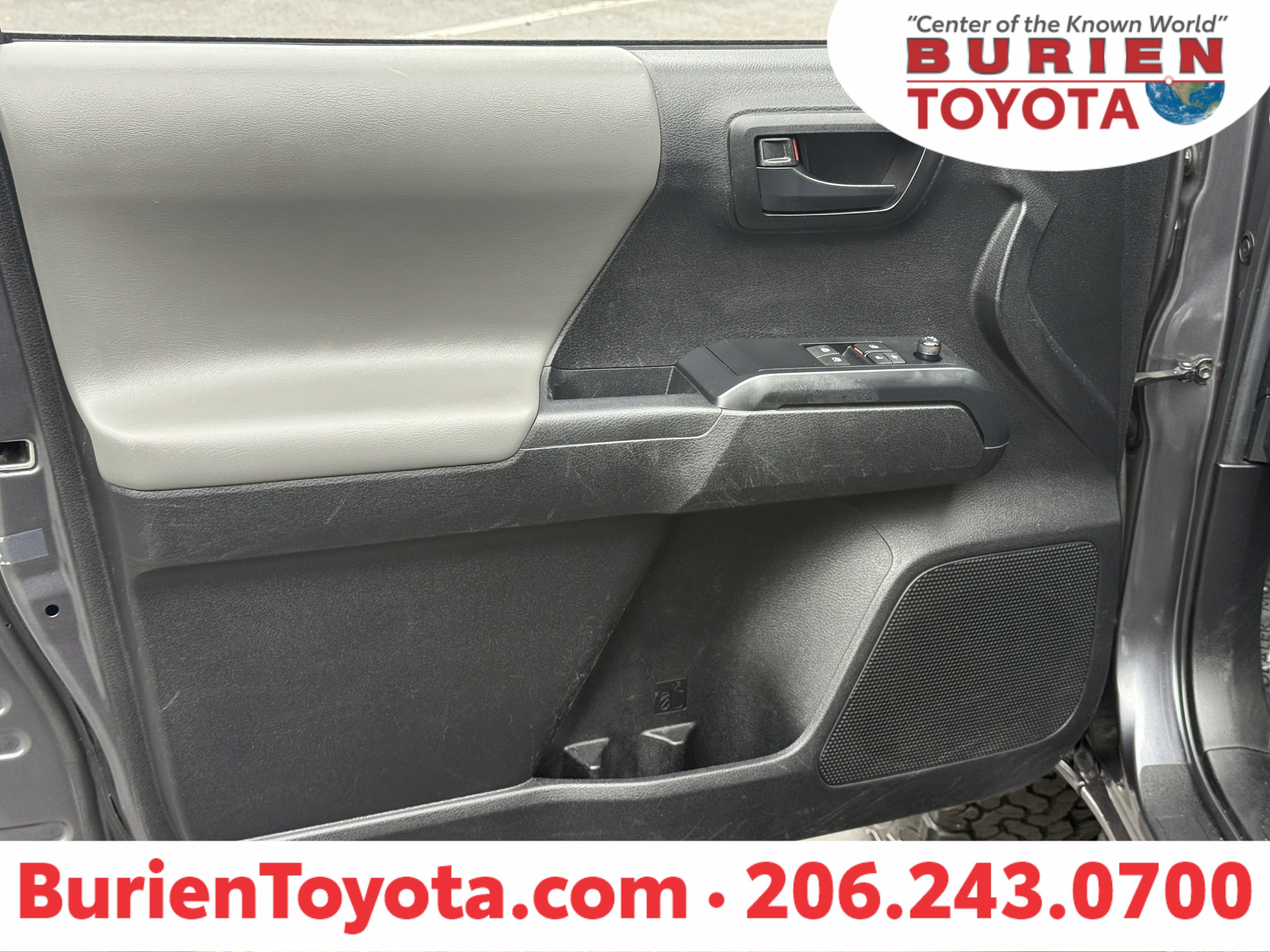 2022 Toyota Tacoma 4WD SR V6