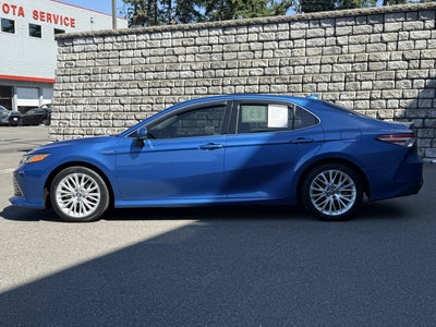 2019 Toyota Camry Hybrid XLE