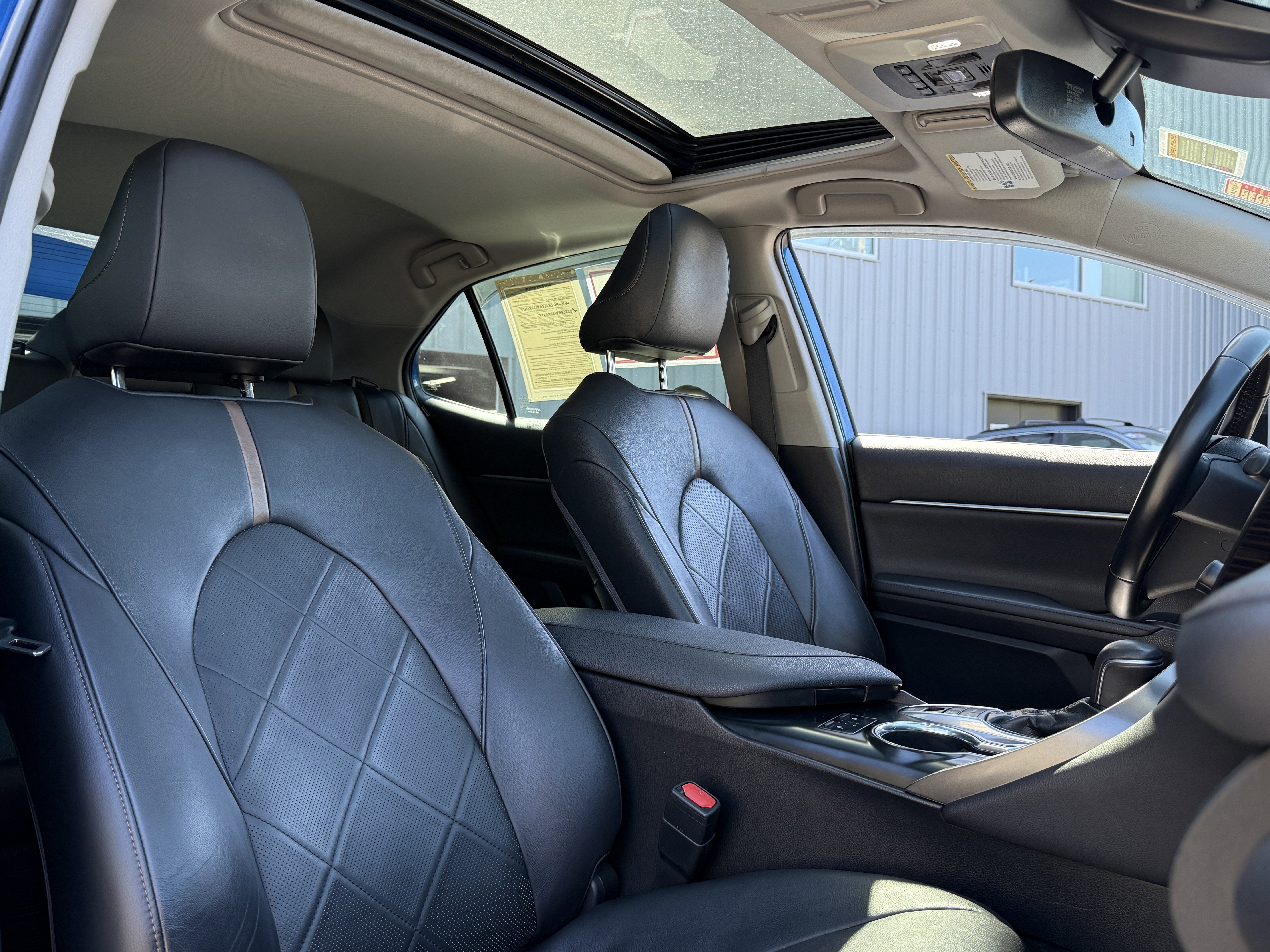2019 Toyota Camry Hybrid XLE