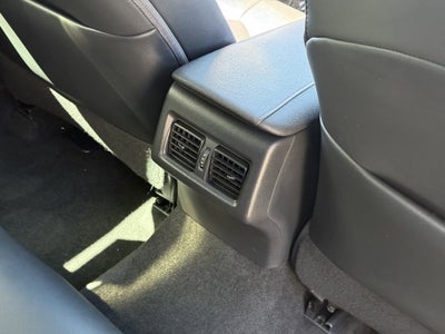 2019 Toyota Camry Hybrid XLE