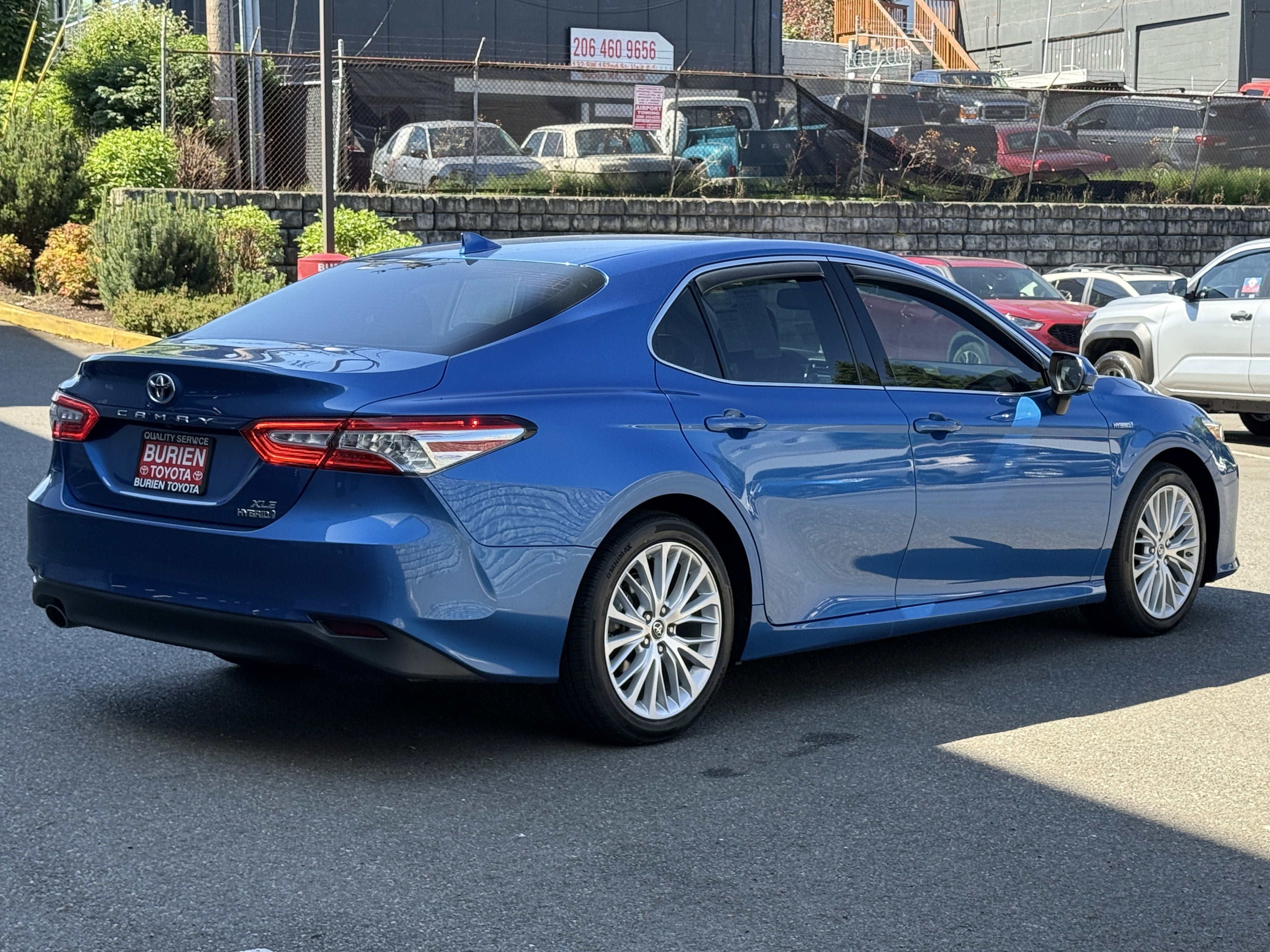 2019 Toyota Camry Hybrid XLE