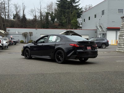 2025 Toyota Camry SE