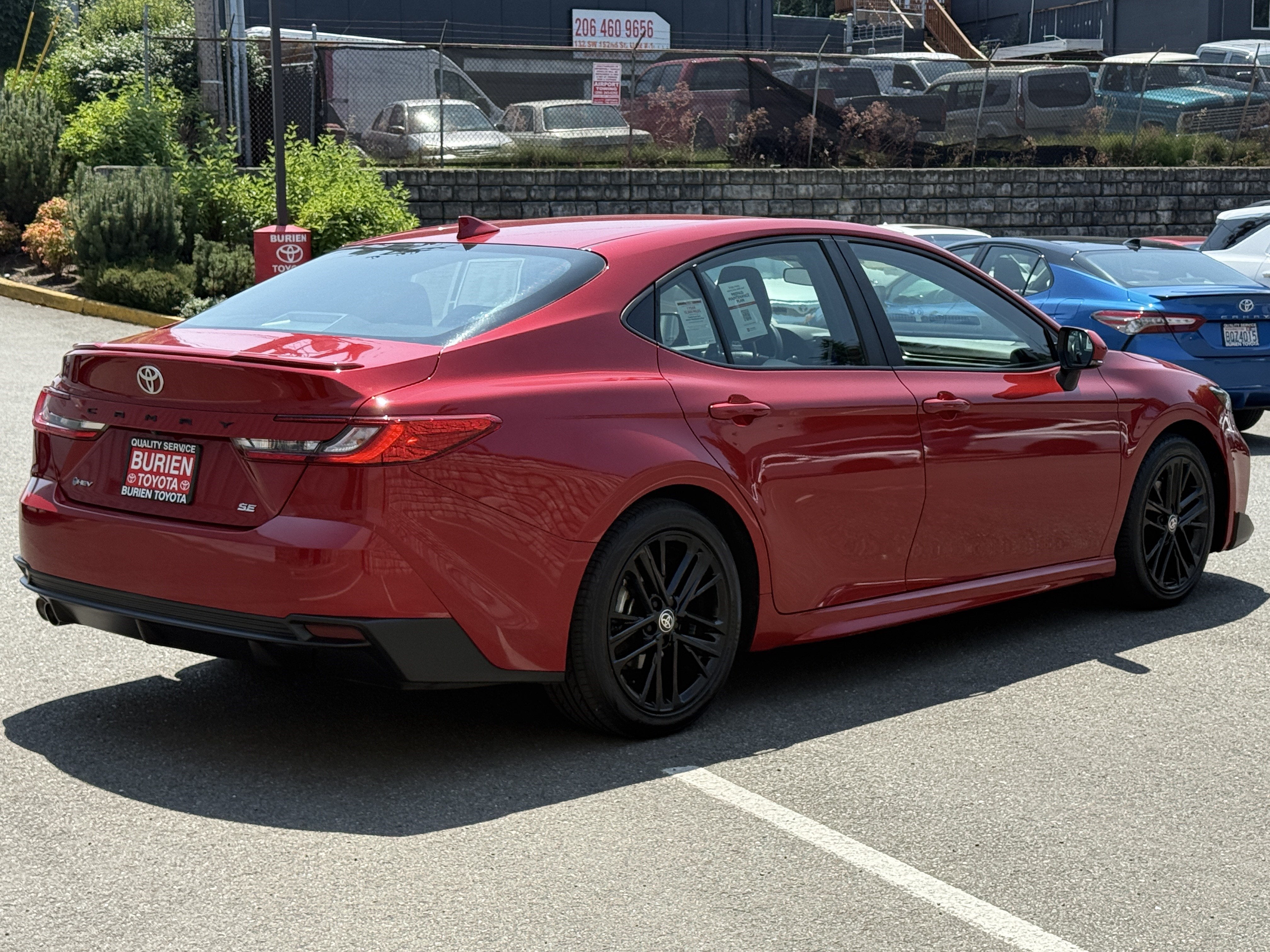 2025 Toyota Camry SE