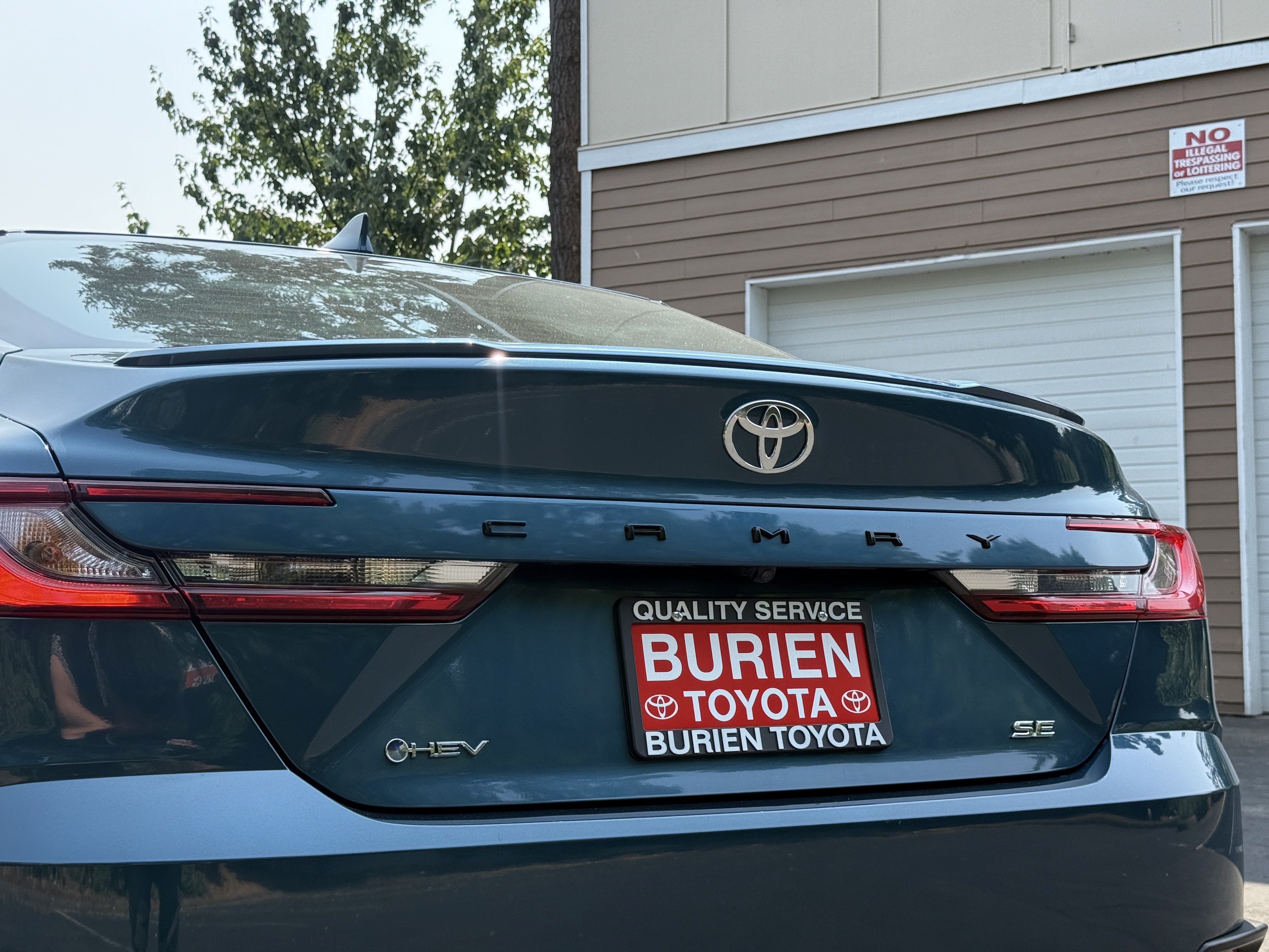 2025 Toyota Camry SE