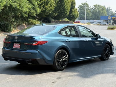 2025 Toyota Camry SE