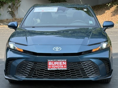 2025 Toyota Camry SE