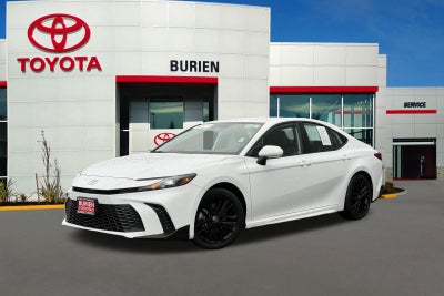 2025 Toyota Camry SE