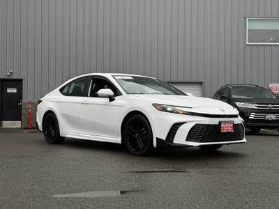 2025 Toyota Camry SE