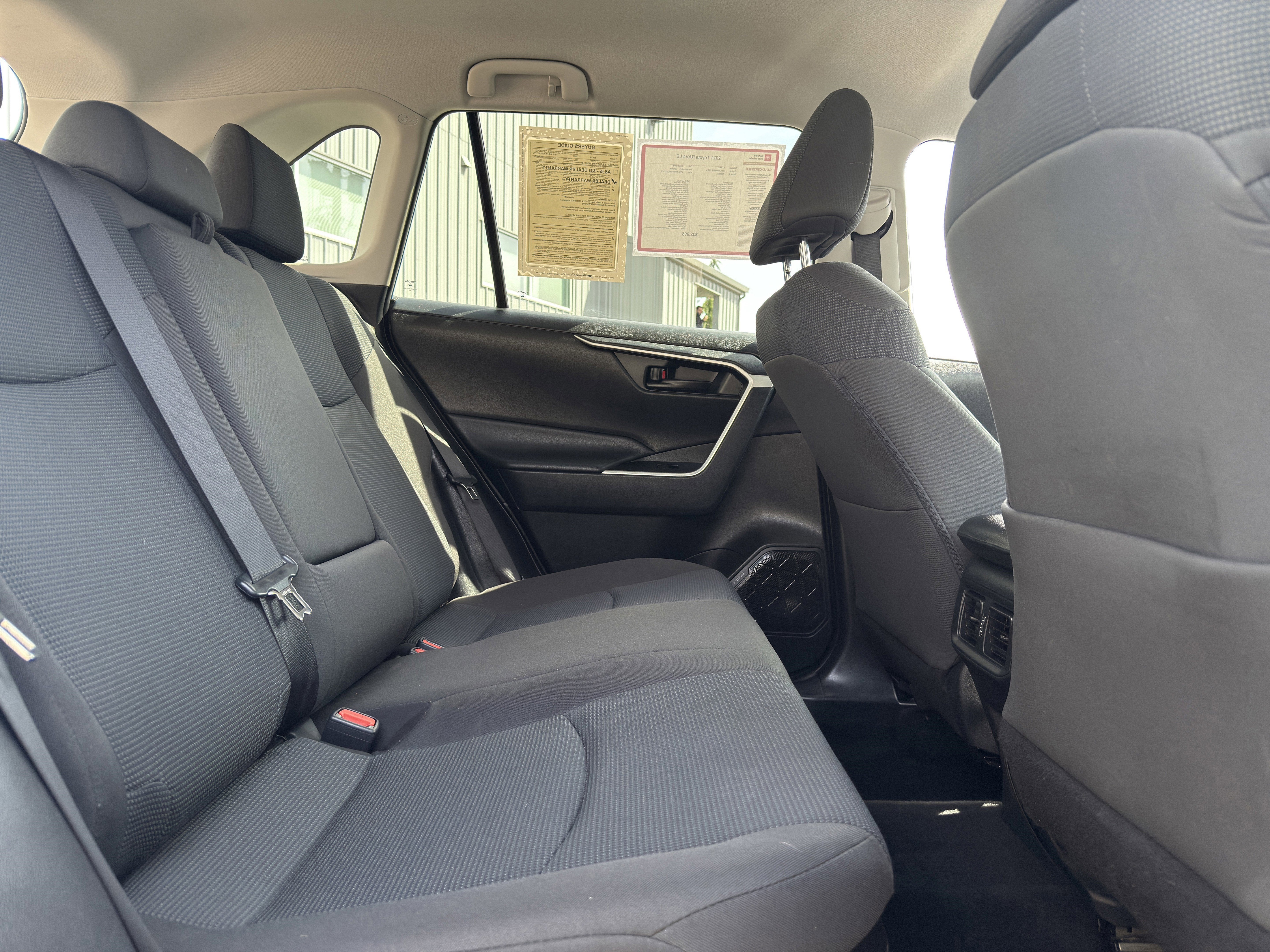 2021 Toyota RAV4 LE