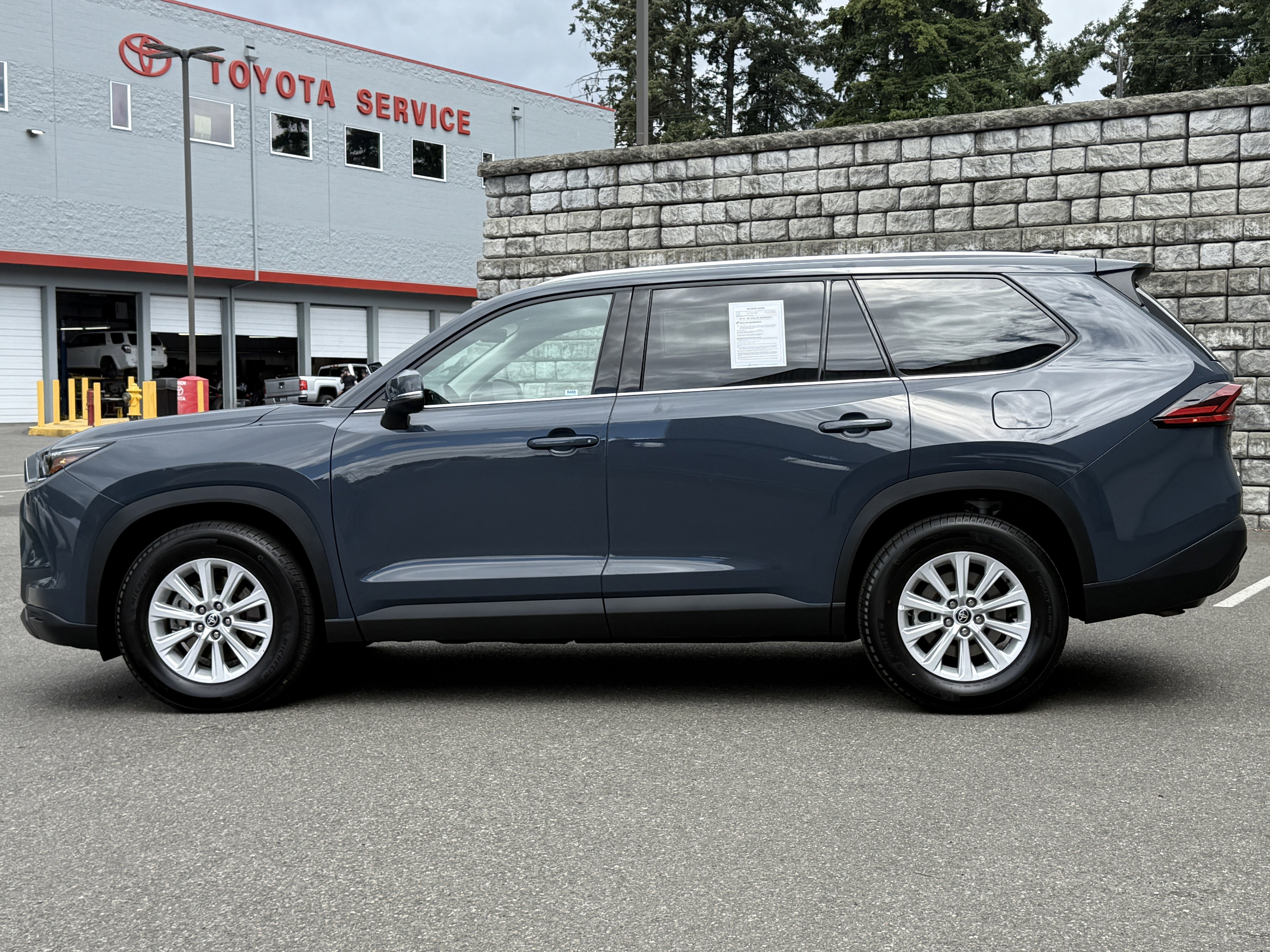 2025 Toyota Grand Highlander XLE