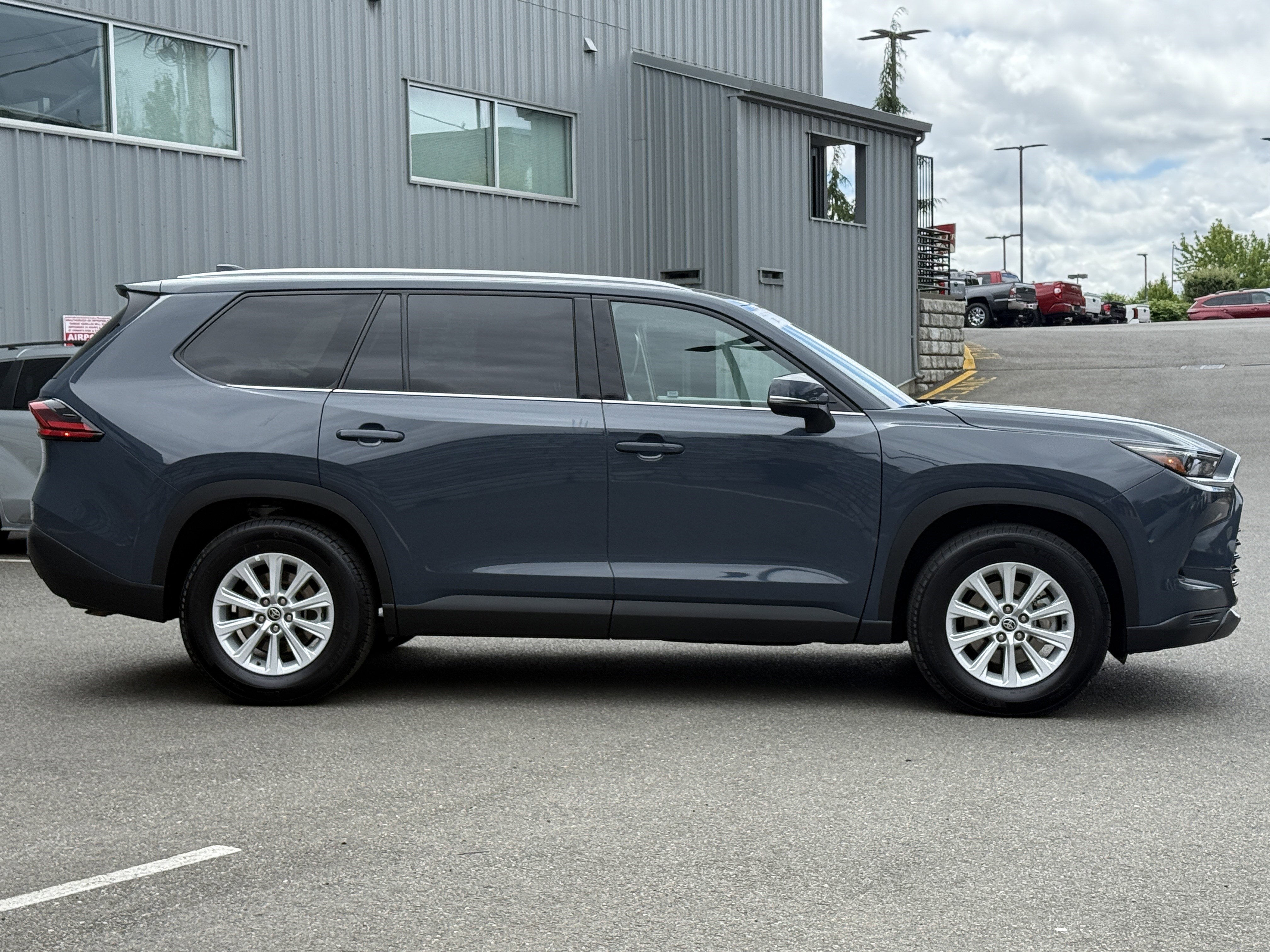 2025 Toyota Grand Highlander XLE