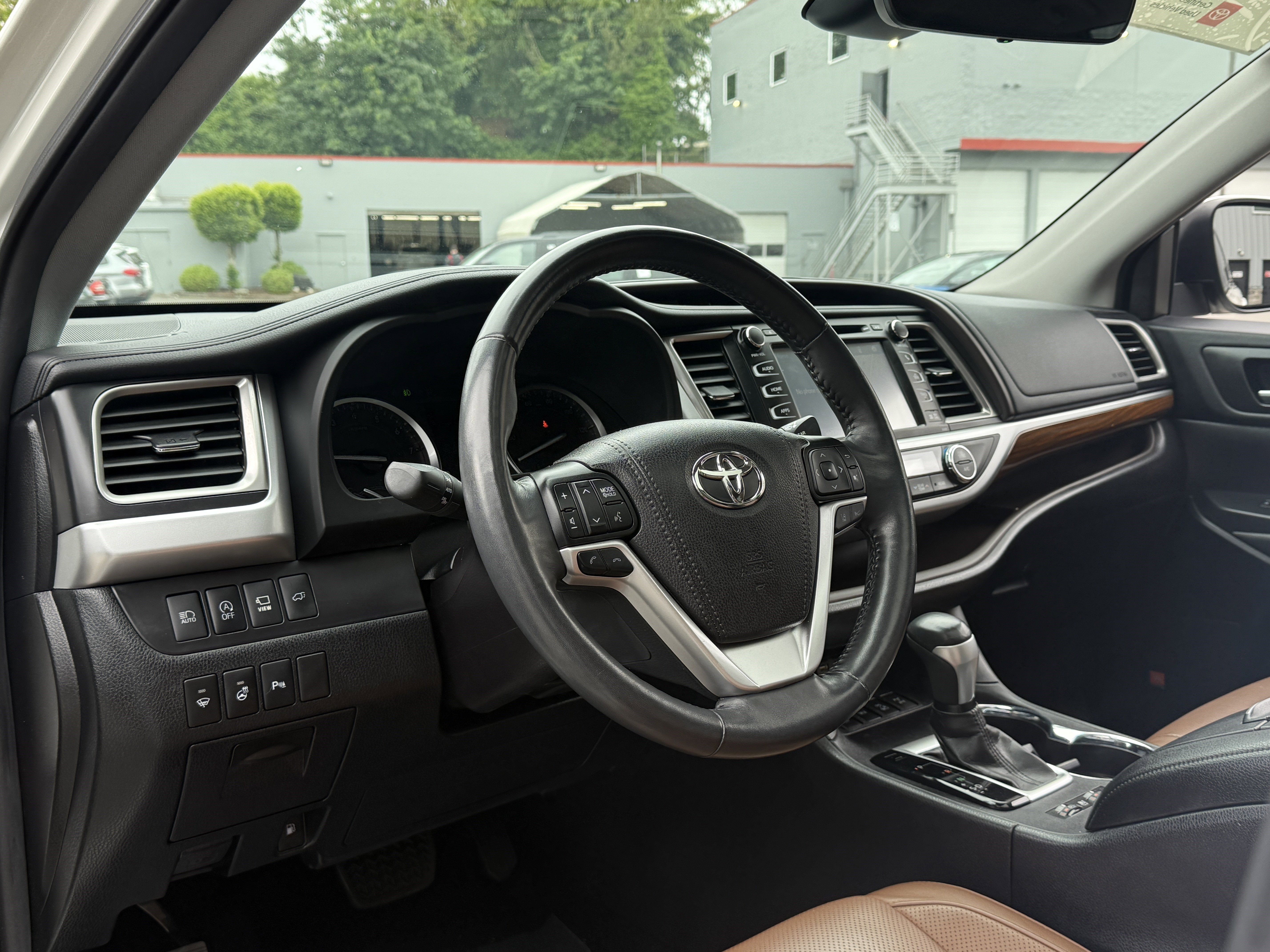 2019 Toyota Highlander Limited Platinum