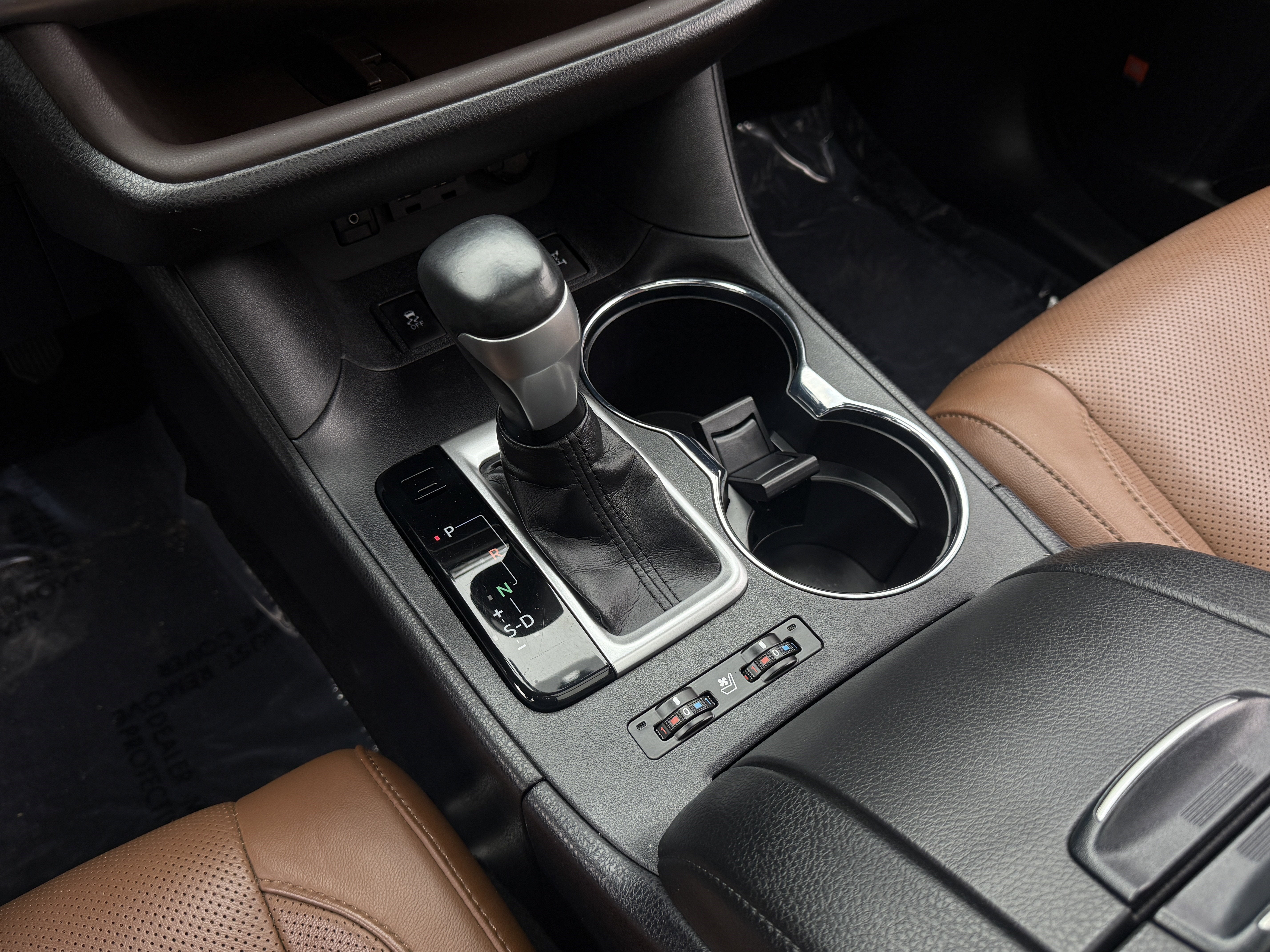 2019 Toyota Highlander Limited Platinum