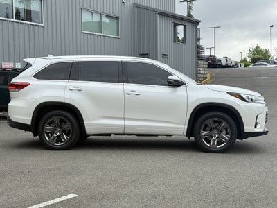 2019 Toyota Highlander Limited Platinum