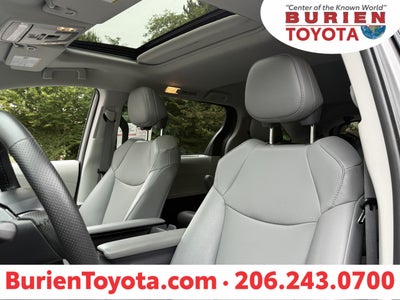 2023 Toyota Sienna XLE 8-Passenger