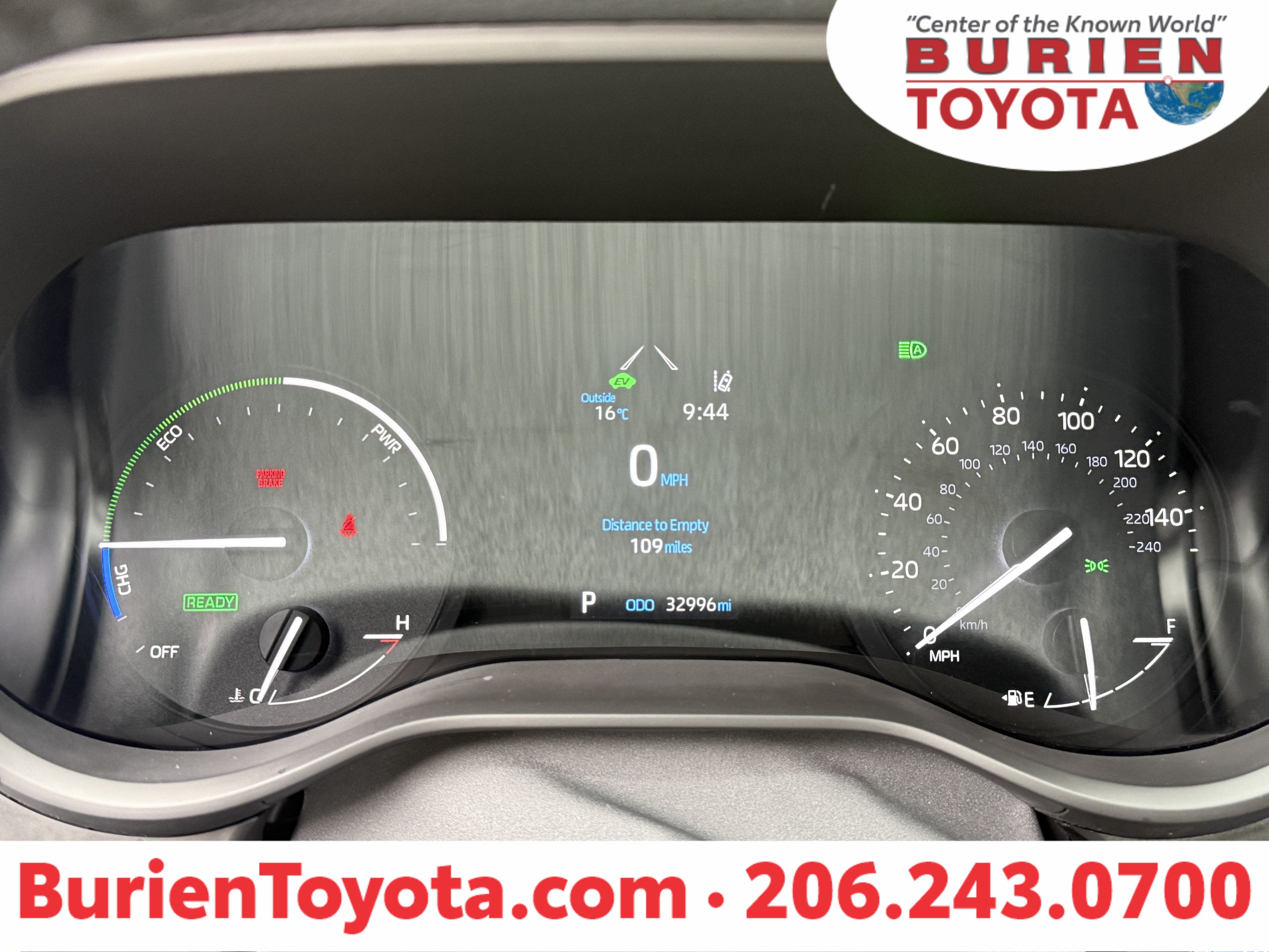 2023 Toyota Sienna XLE 8-Passenger