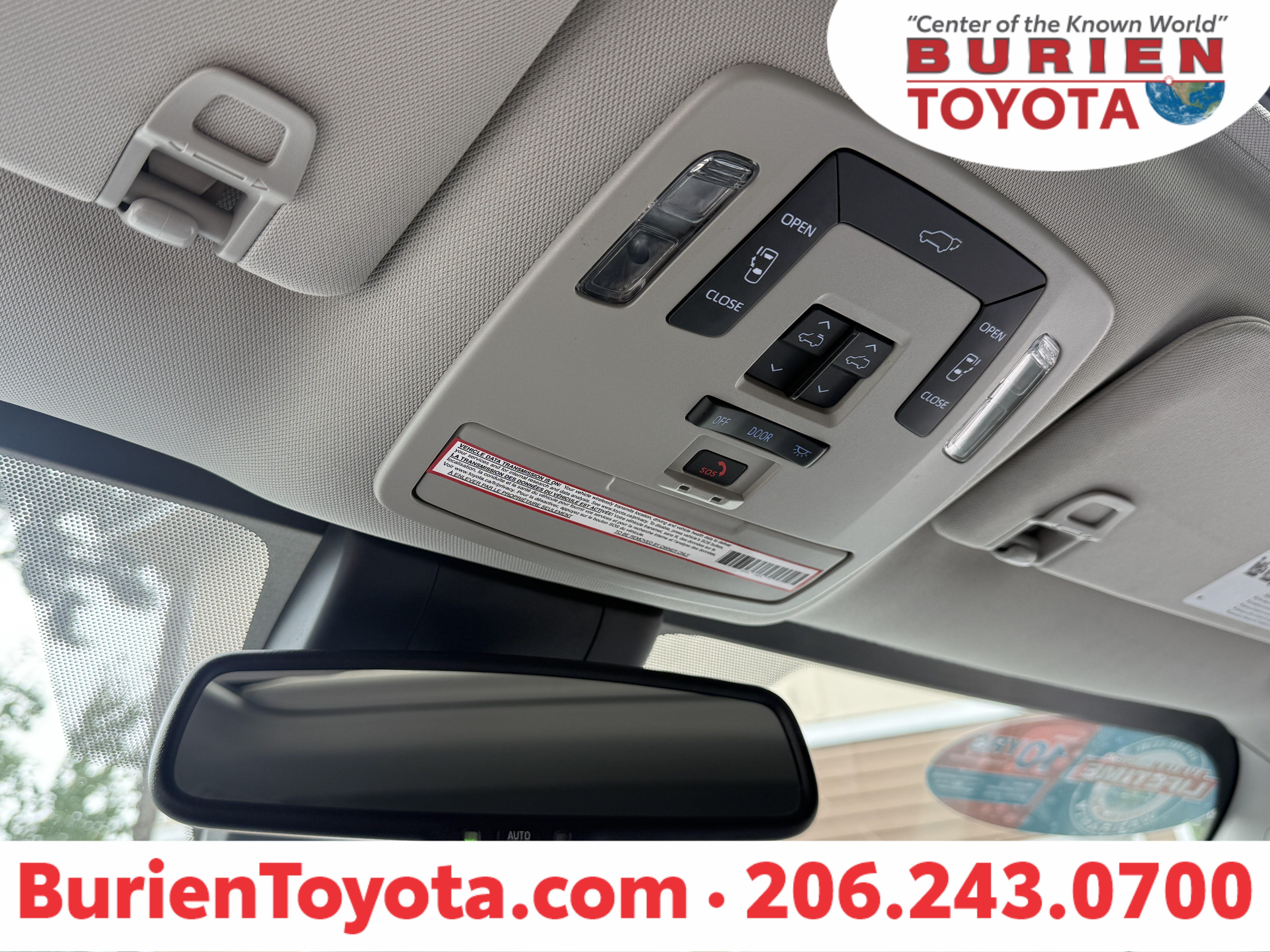 2023 Toyota Sienna XLE 8-Passenger