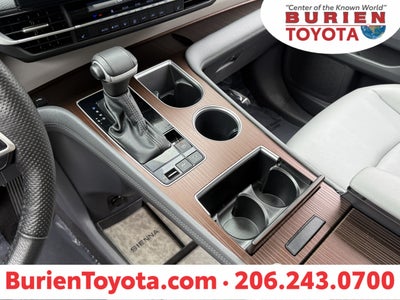 2023 Toyota Sienna XLE 8-Passenger