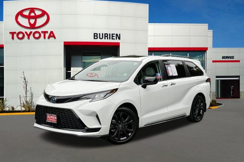 2025 Toyota Sienna XLE 8-Passenger