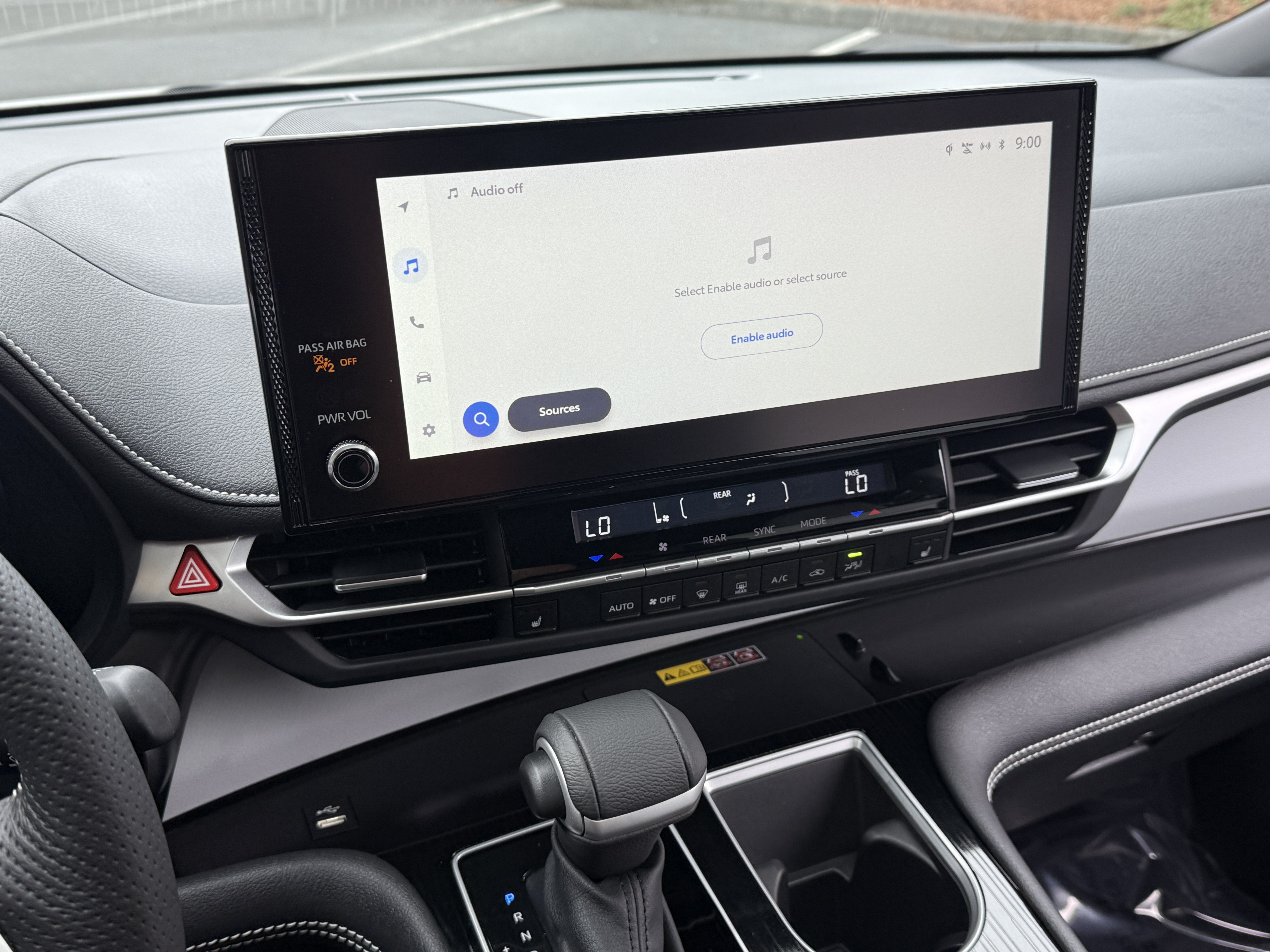 2025 Toyota Sienna XLE 8-Passenger