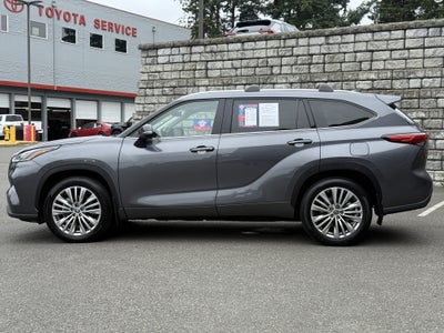 2023 Toyota Highlander Platinum