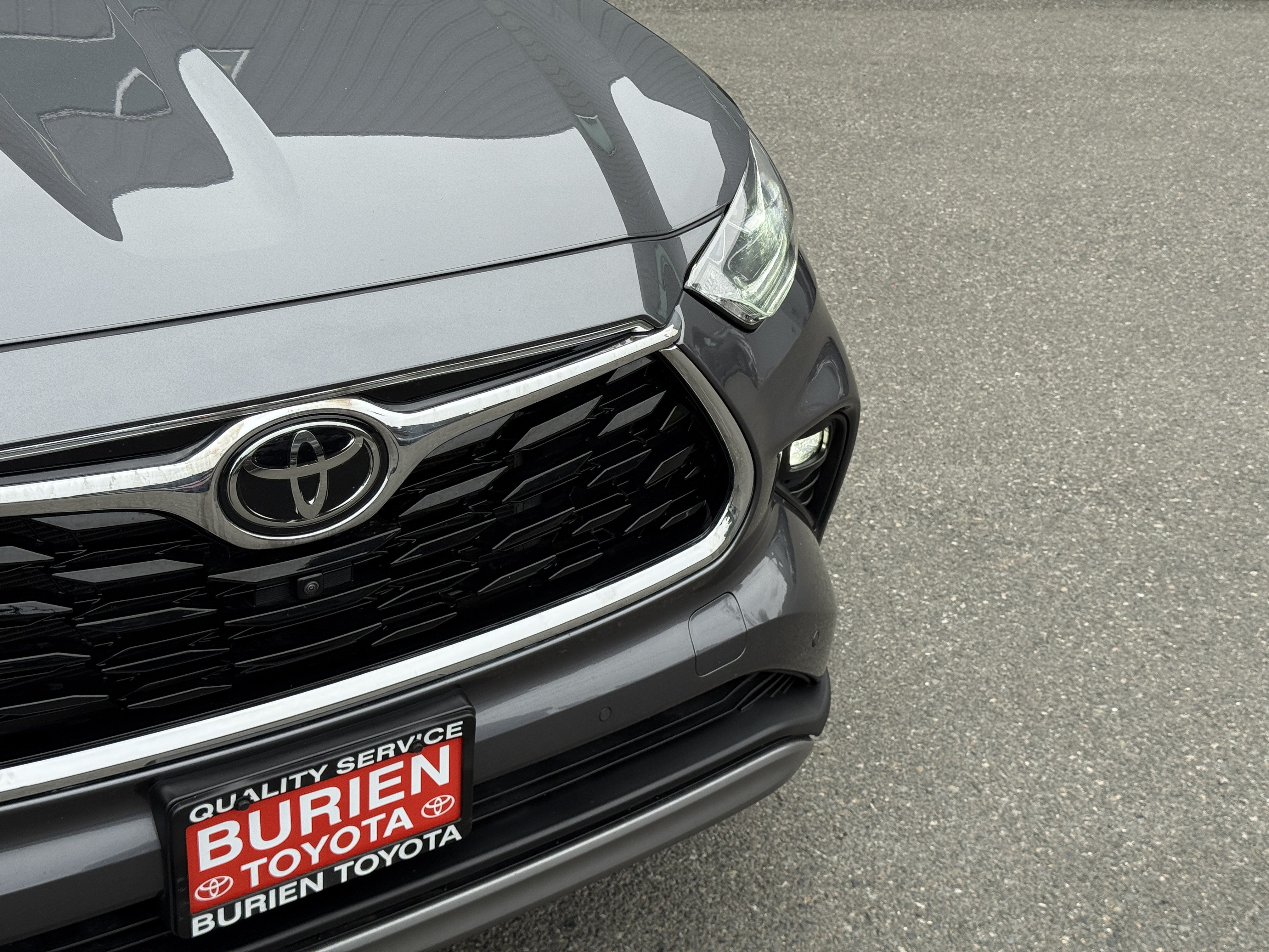 2023 Toyota Highlander Platinum