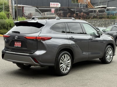 2023 Toyota Highlander Platinum