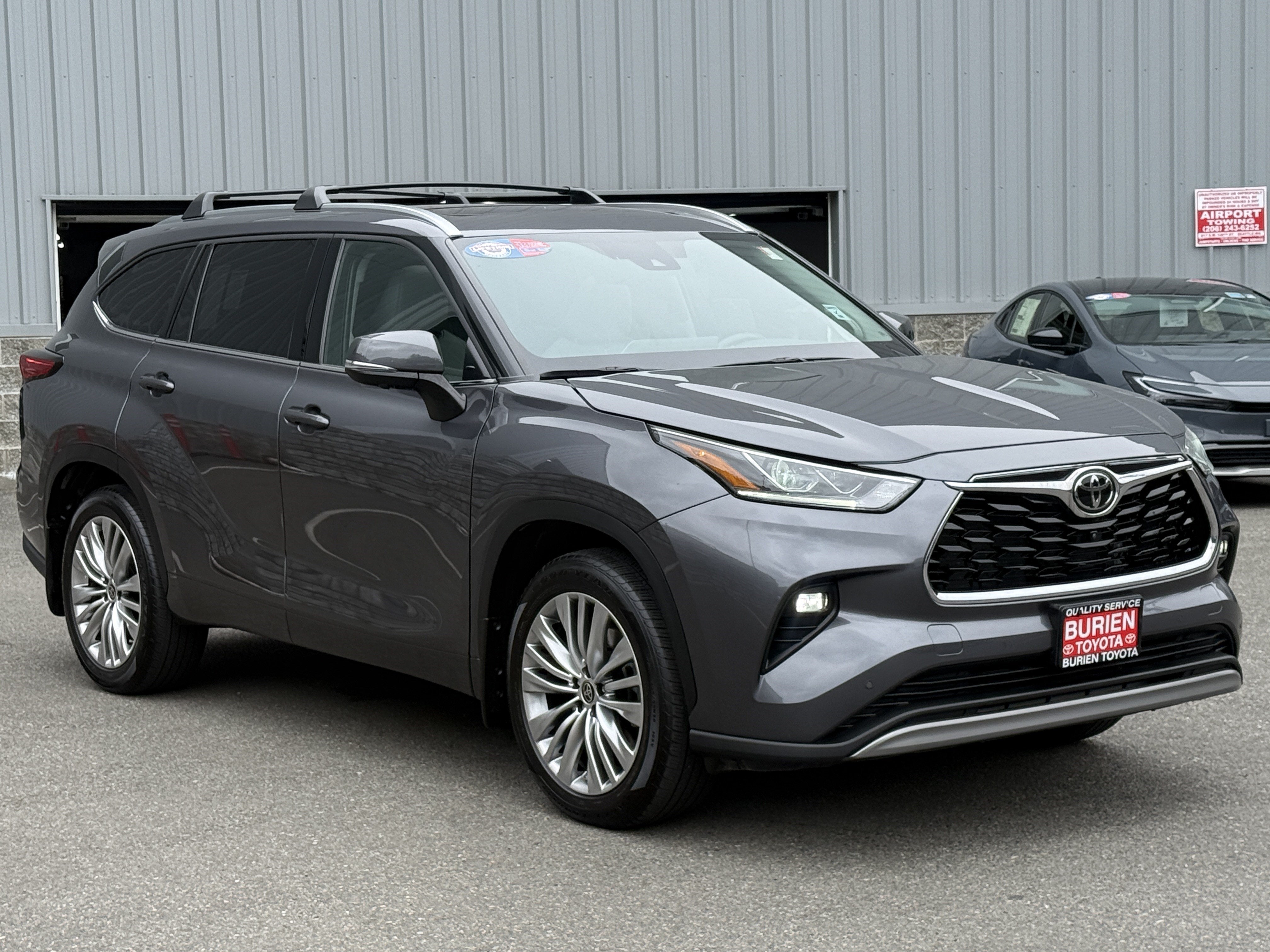 2023 Toyota Highlander Platinum