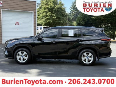 2024 Toyota Highlander LE