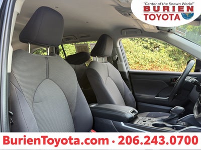 2024 Toyota Highlander LE