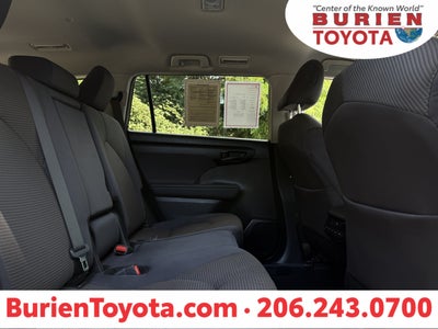 2024 Toyota Highlander LE