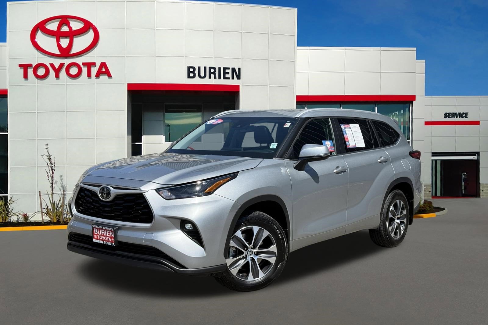 2023 Toyota Highlander XLE