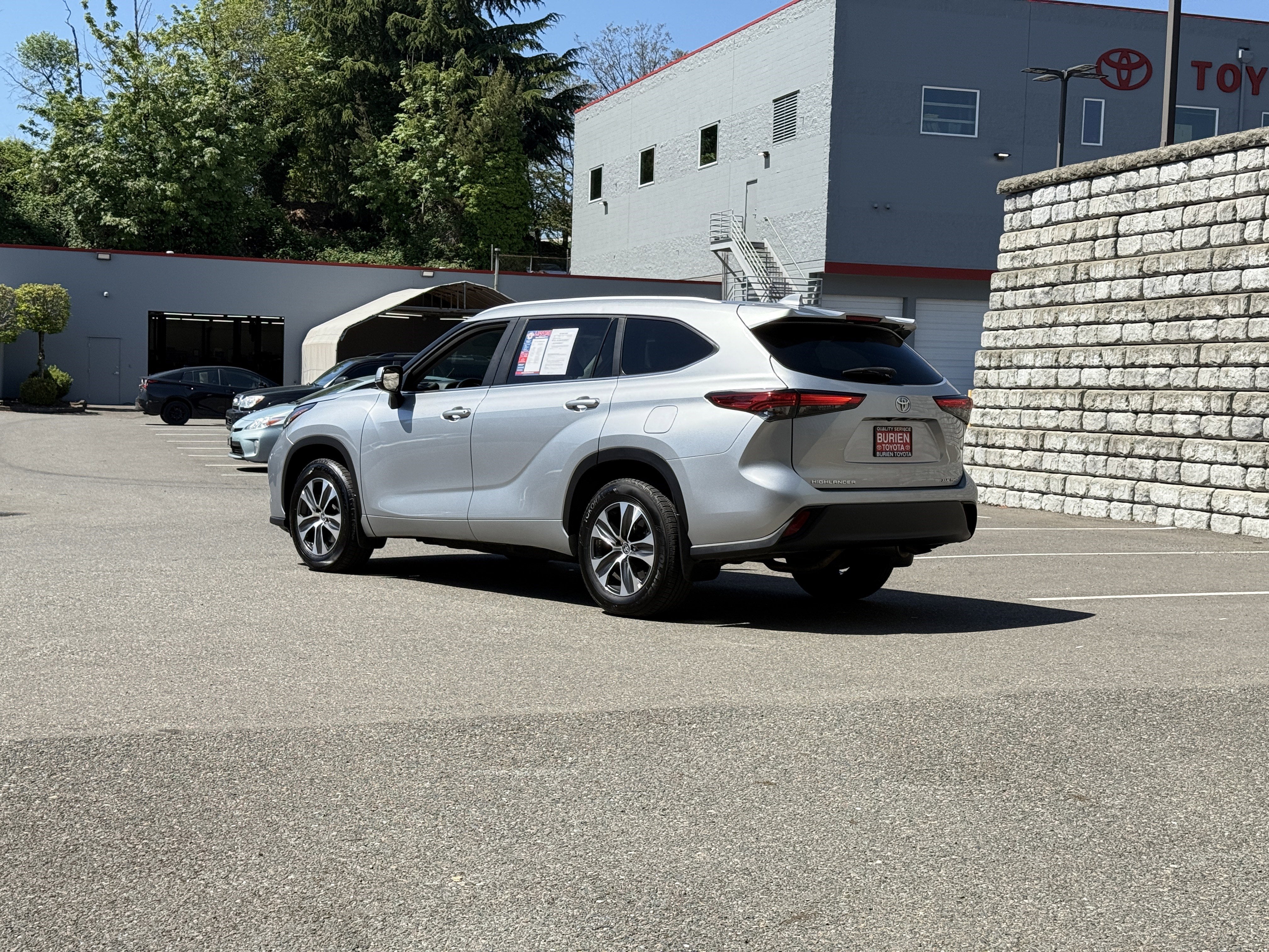 2023 Toyota Highlander XLE