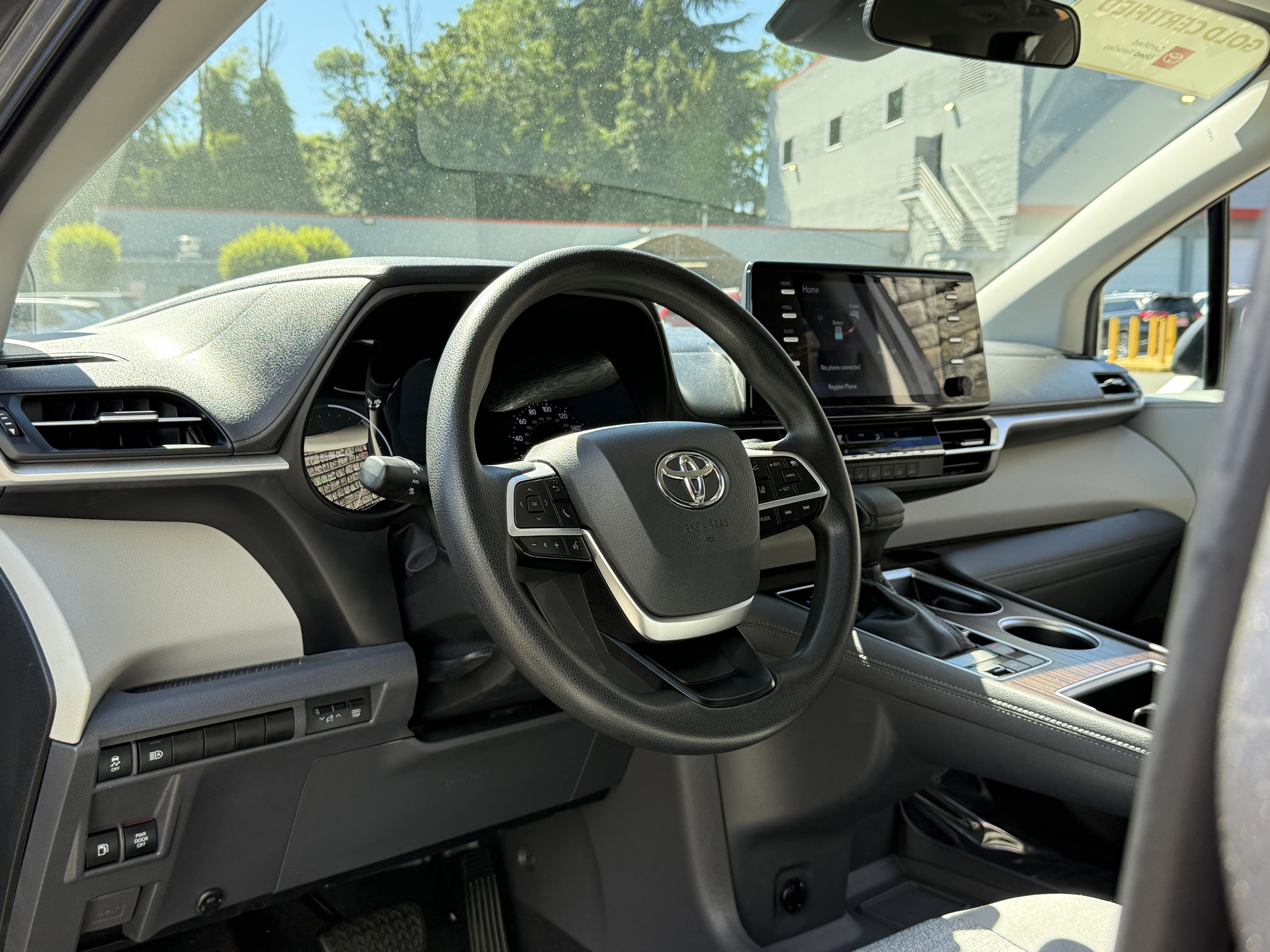 2021 Toyota Sienna LE 8-Passenger