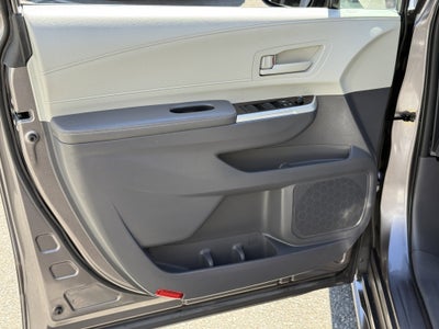 2021 Toyota Sienna LE 8-Passenger