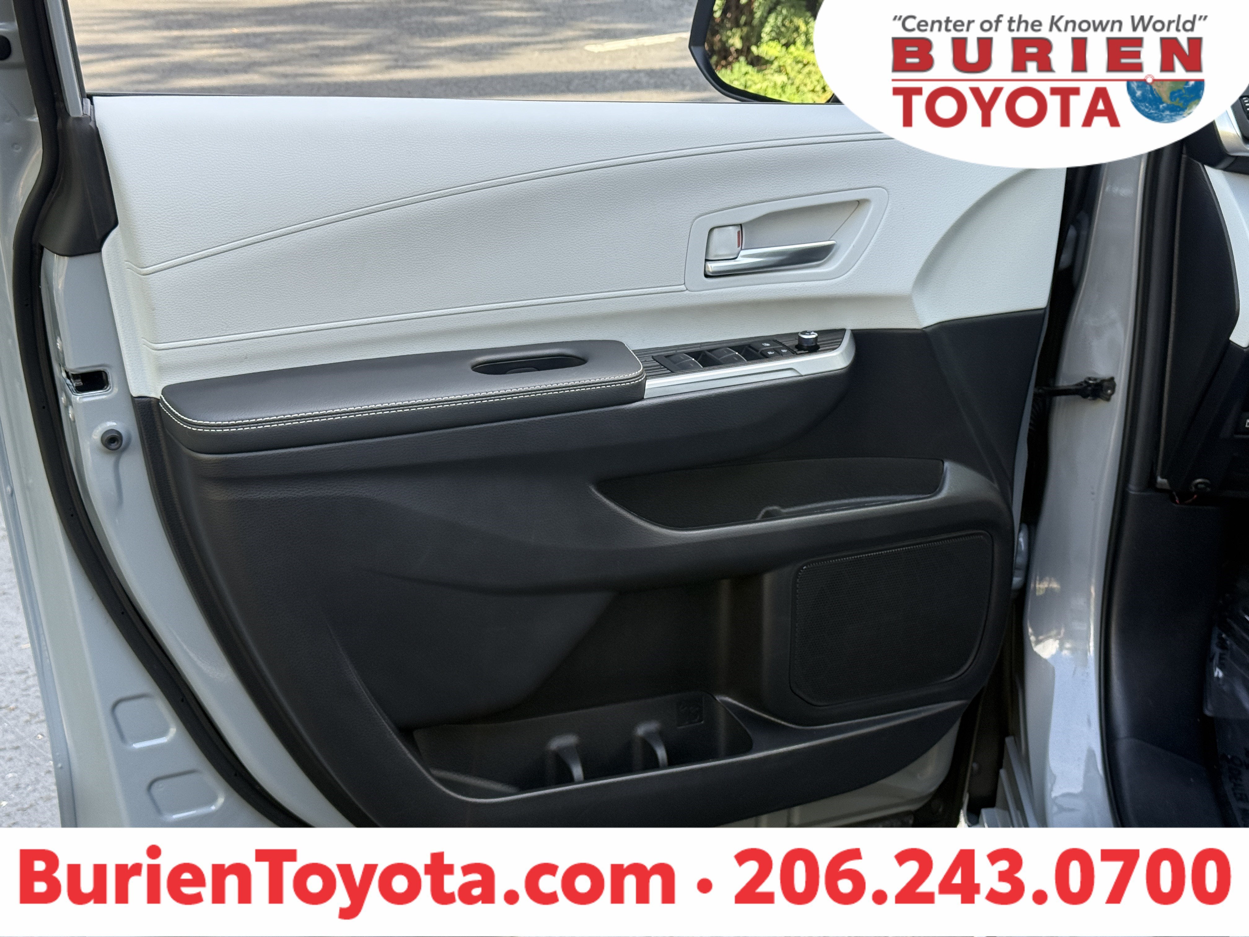 2026 Toyota Sienna XSE 7-Passenger
