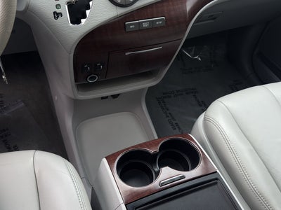 2014 Toyota Sienna XLE 8-Passenger