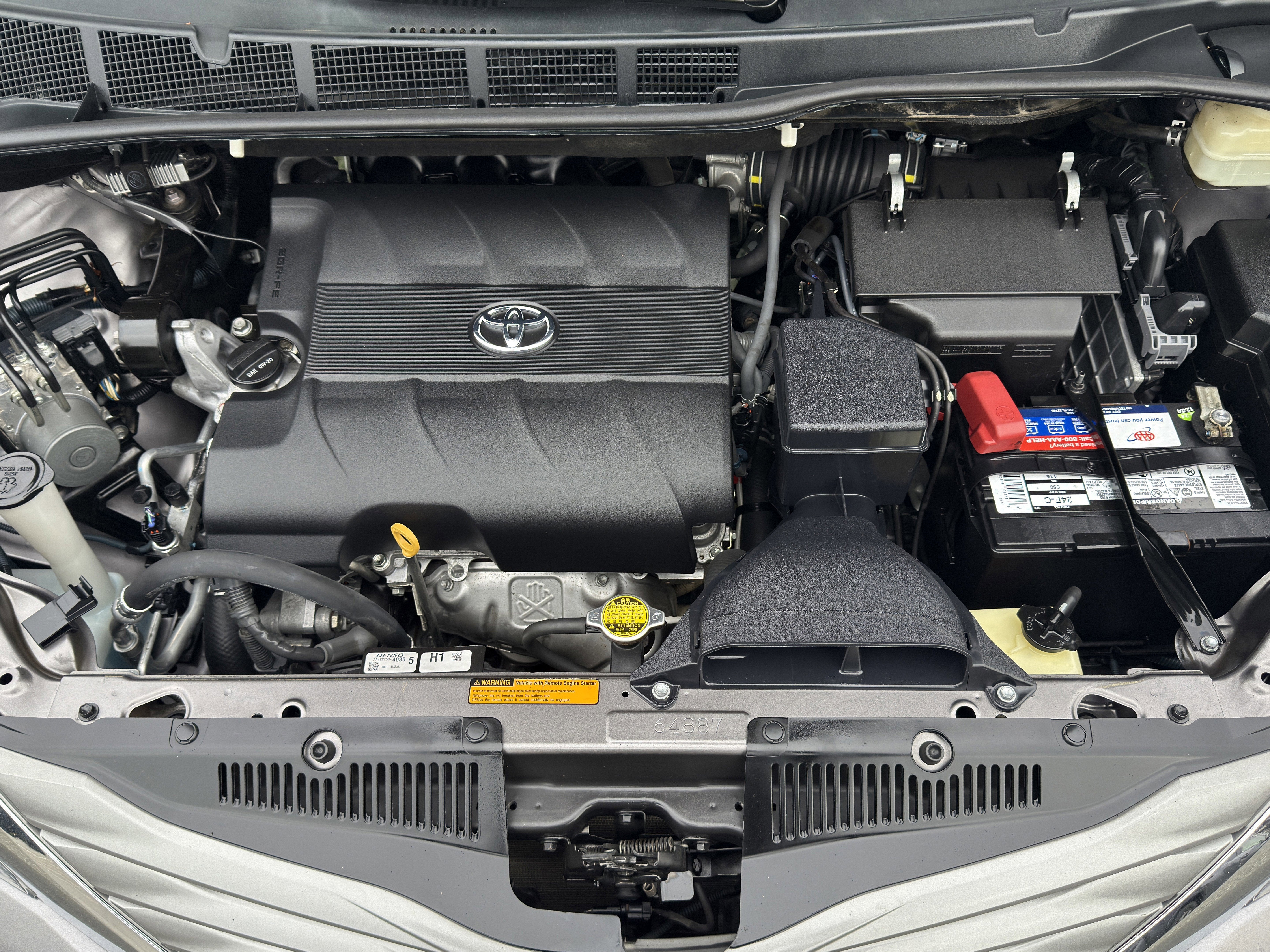 2014 Toyota Sienna XLE 8-Passenger