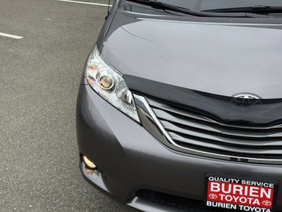 2014 Toyota Sienna XLE 8-Passenger