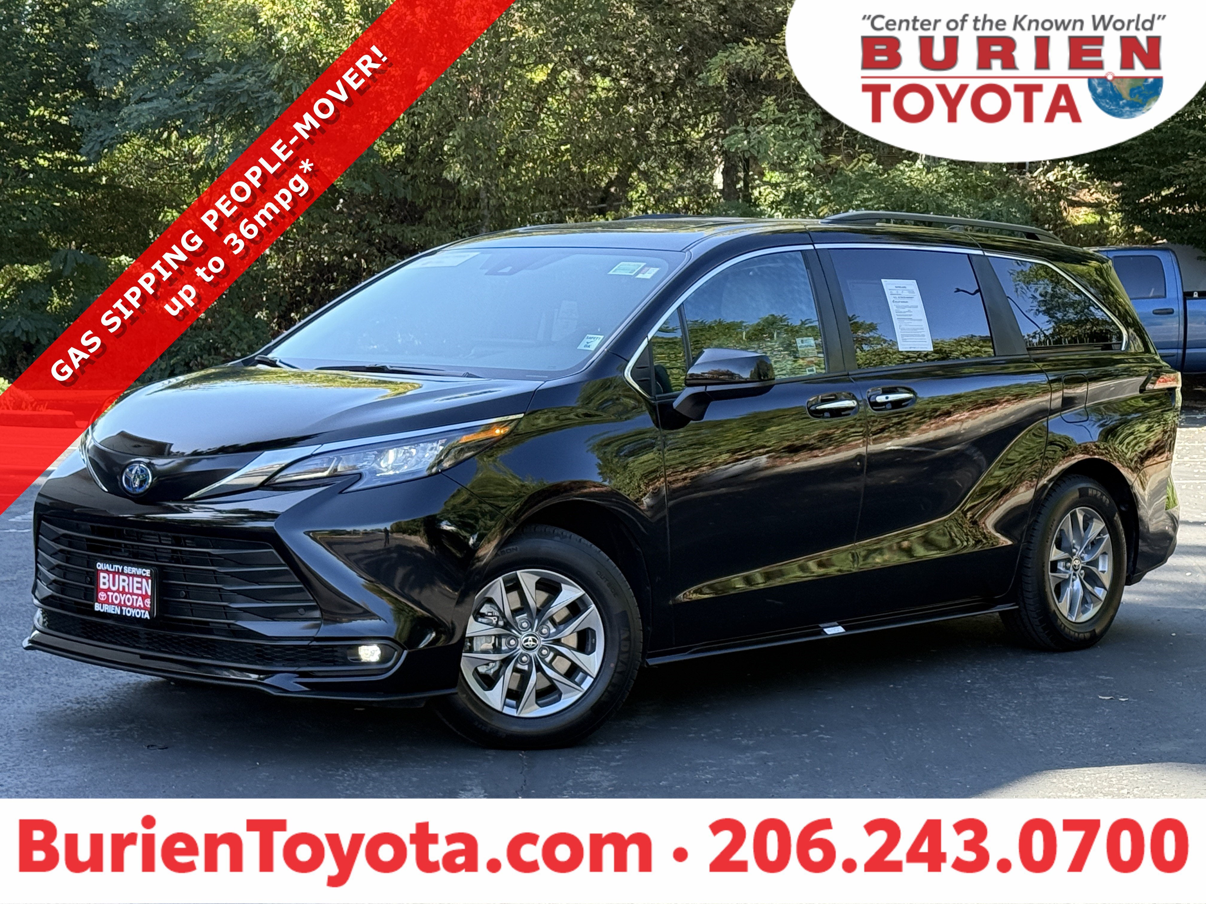 2025 Toyota Sienna XLE 8-Passenger