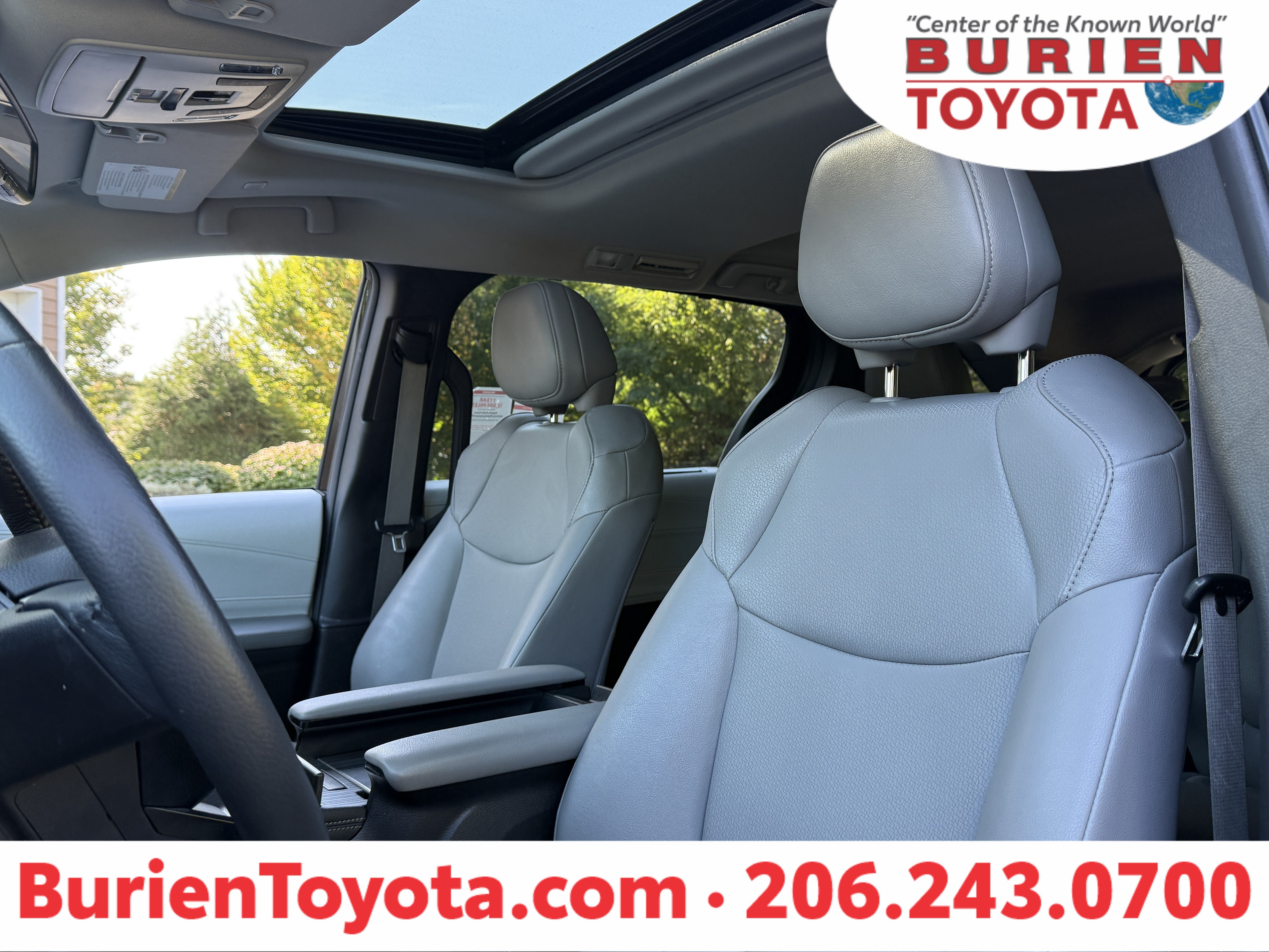 2025 Toyota Sienna XLE 8-Passenger